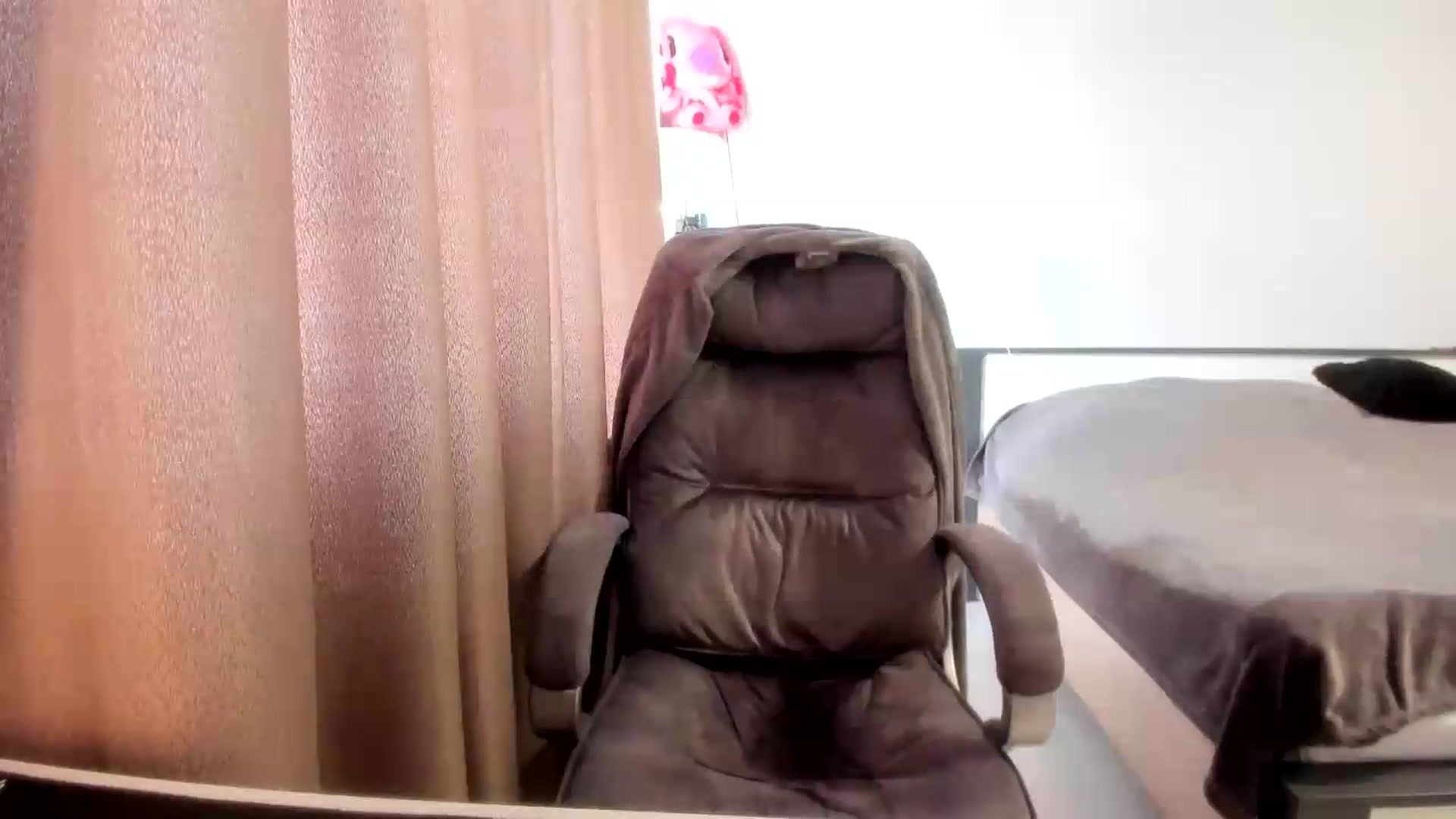 Gallery image thumbnail from Iam_Sasha's myfreecams stream on, 06/24/2026, 12:48 image 14 of 20