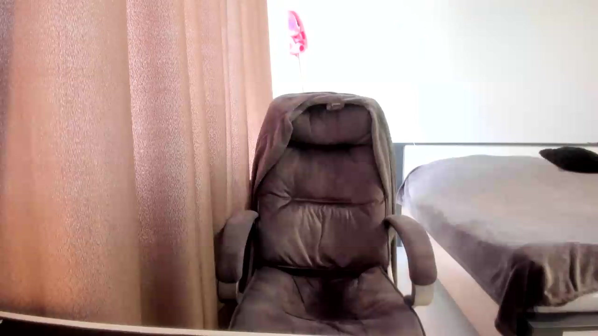 Gallery image thumbnail from Iam_Sasha's myfreecams stream on, 06/24/2026, 12:48 image 17 of 20