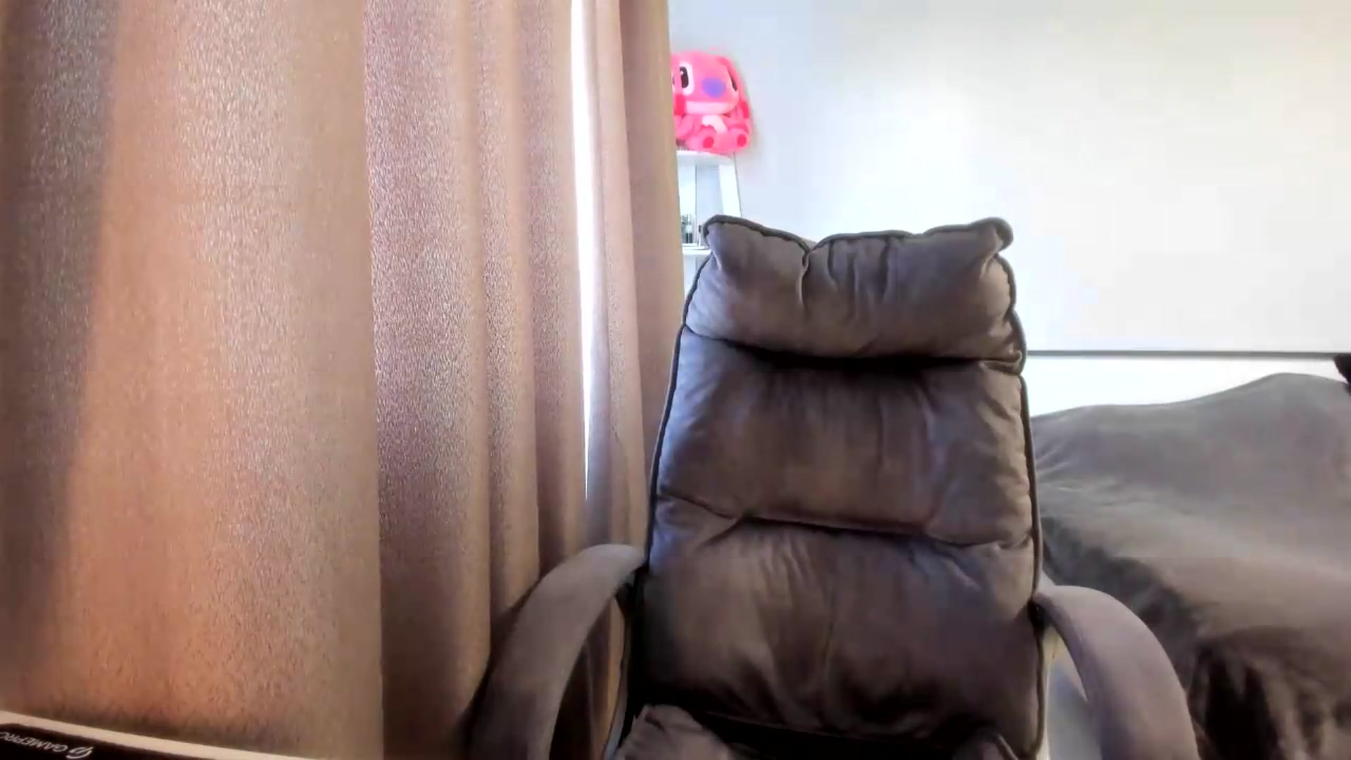 Gallery image thumbnail from Iam_Sasha's myfreecams stream on, 06/26/2026, 09:45 image 5 of 20