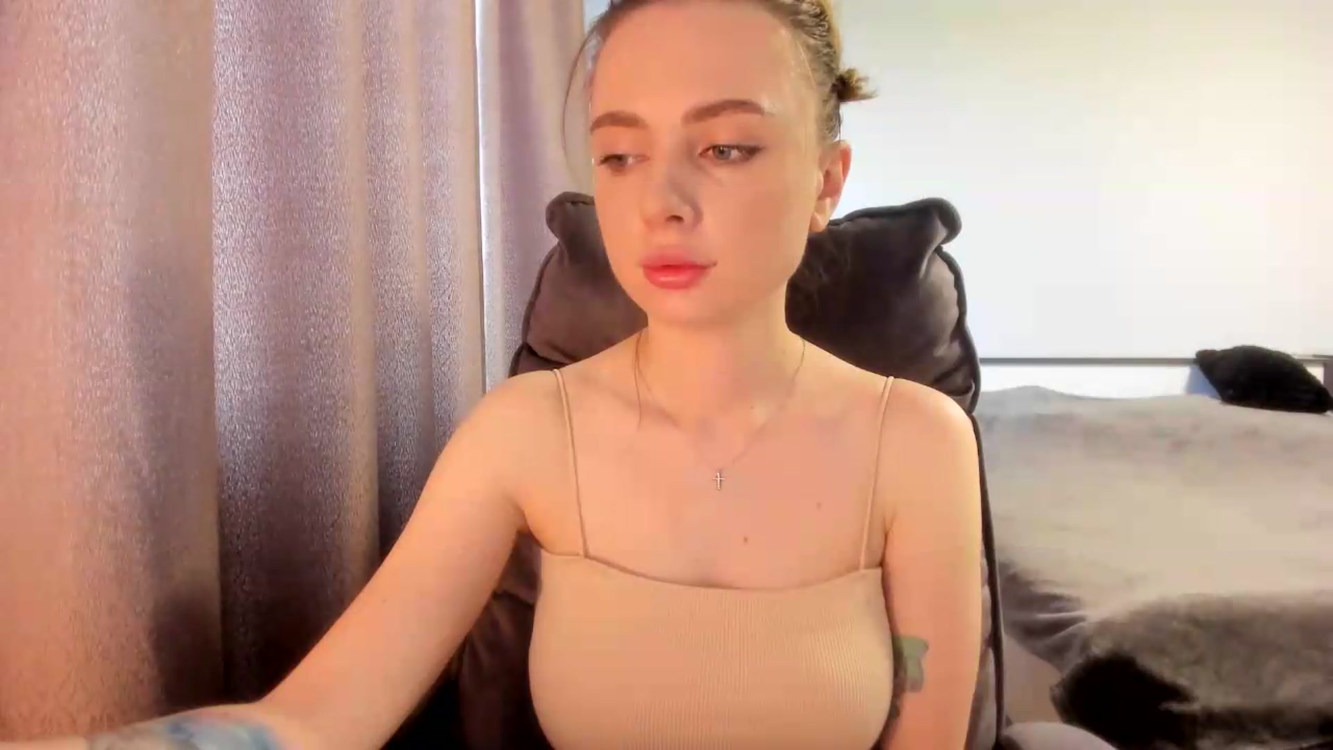 Gallery image thumbnail from Iam_Sasha's myfreecams stream on, 07/01/2026, 08:29 image 3 of 20