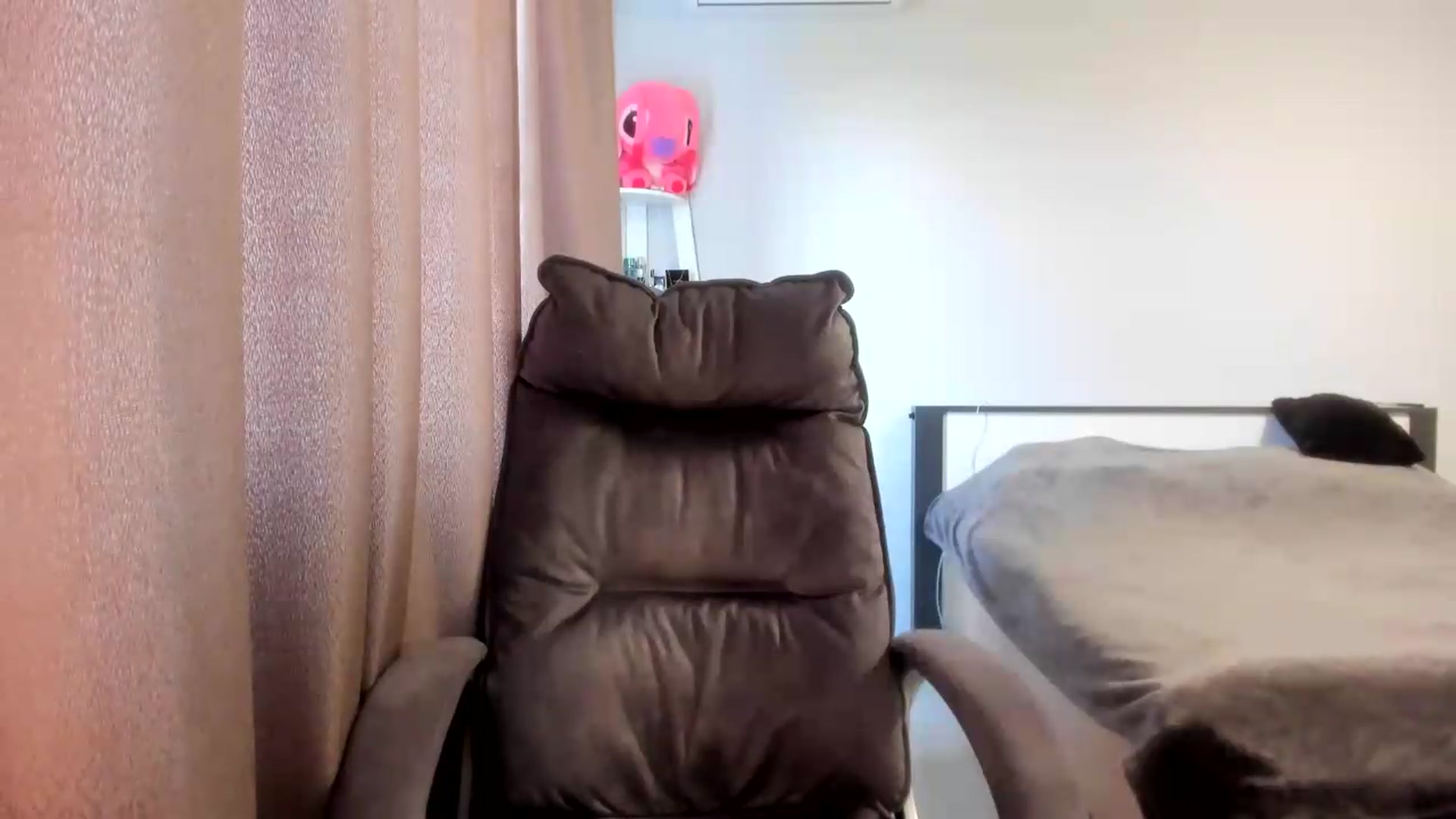 Gallery image thumbnail from Iam_Sasha's myfreecams stream on, 07/01/2026, 11:30 image 15 of 20