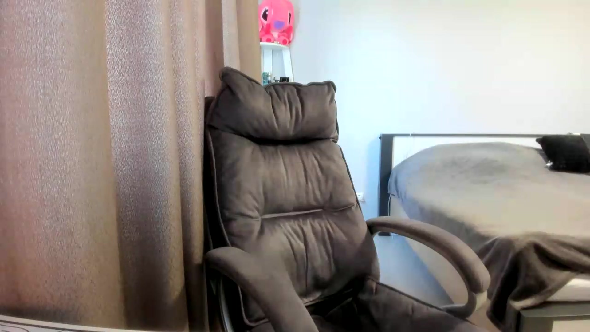 Gallery image thumbnail from Iam_Sasha's myfreecams stream on, 07/02/2026, 09:59 image 10 of 20