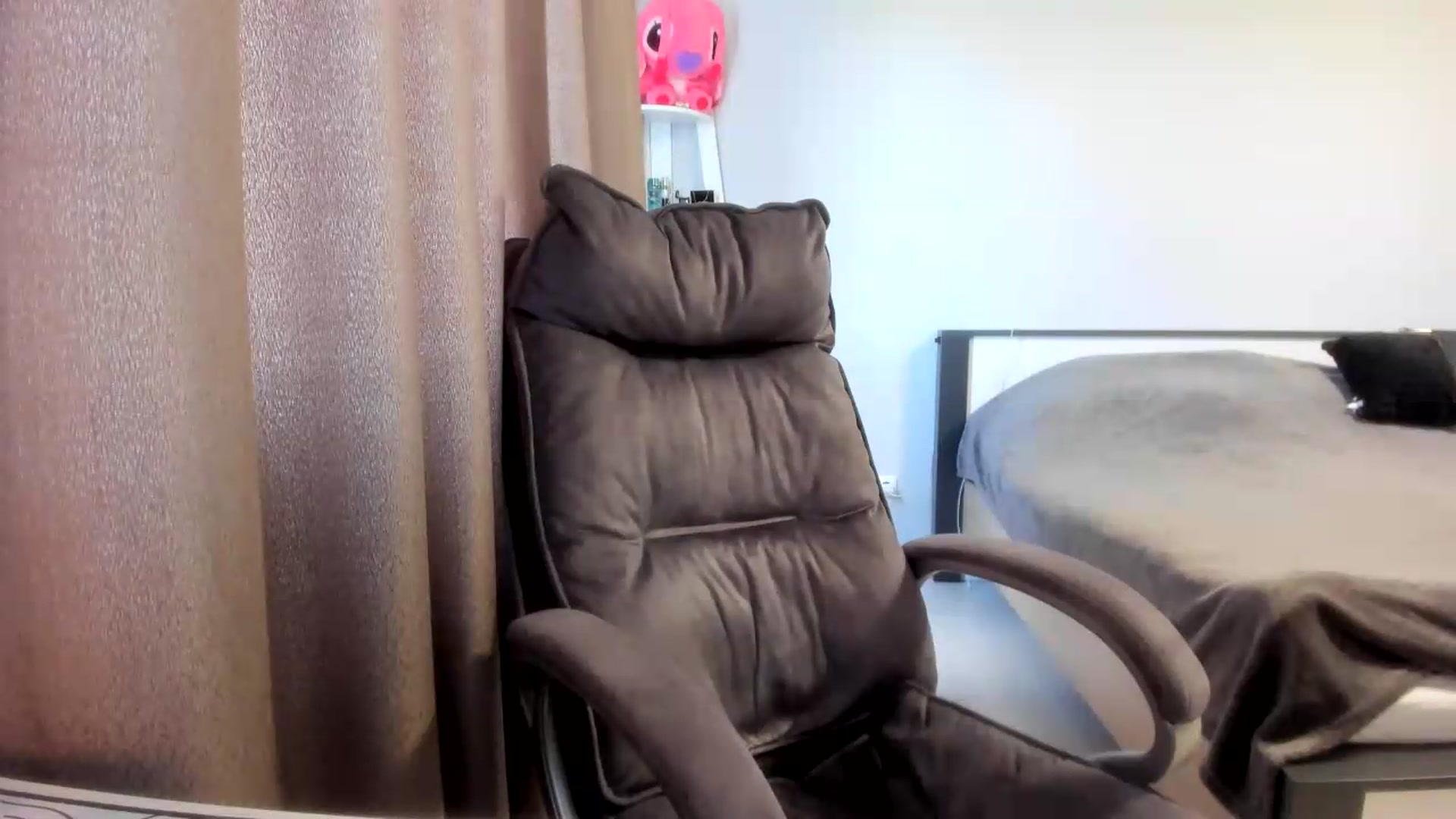 Gallery image thumbnail from Iam_Sasha's myfreecams stream on, 07/02/2026, 09:59 image 12 of 20