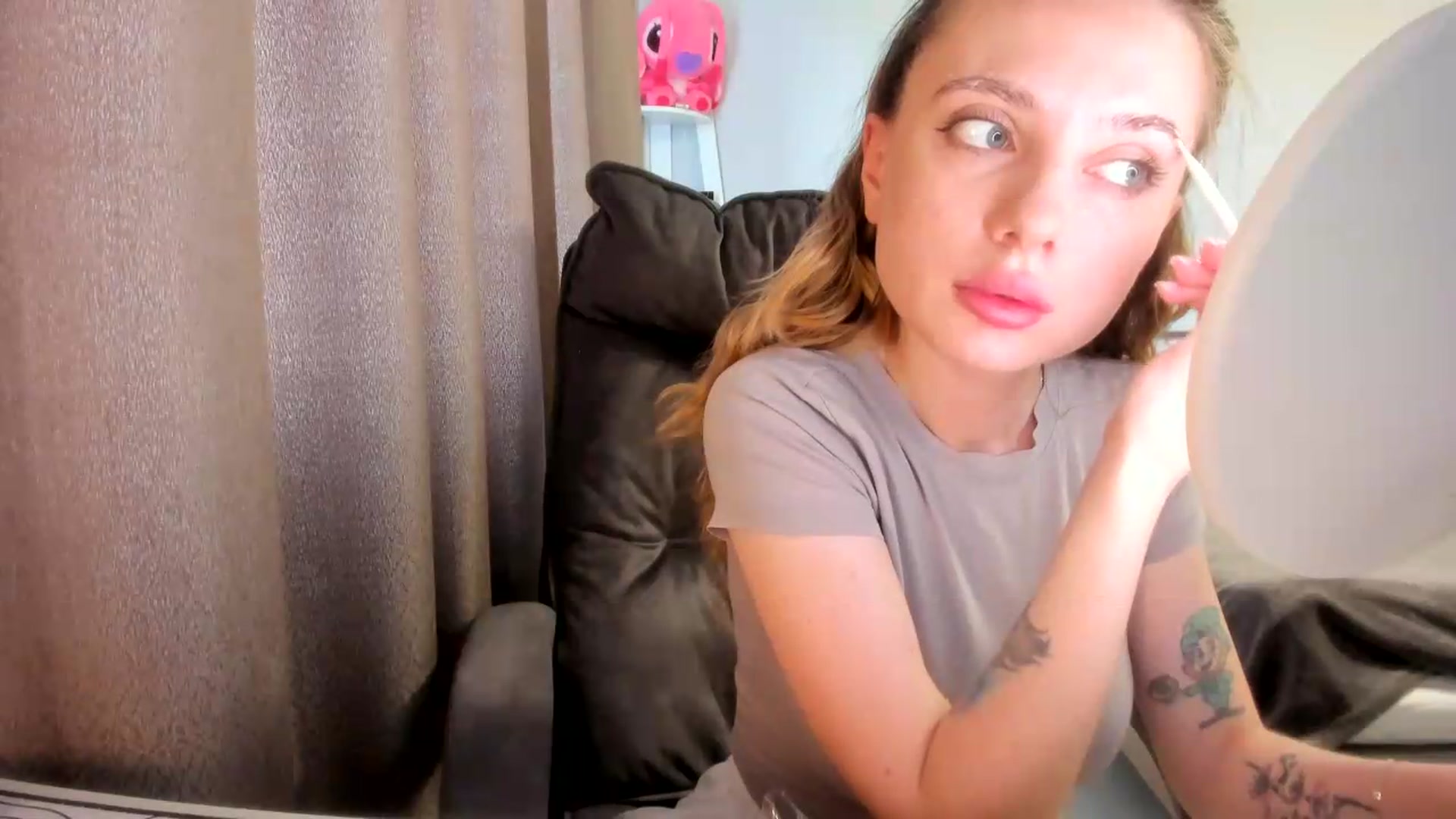 Gallery image thumbnail from Iam_Sasha's myfreecams stream on, 07/02/2026, 09:59 image 18 of 20