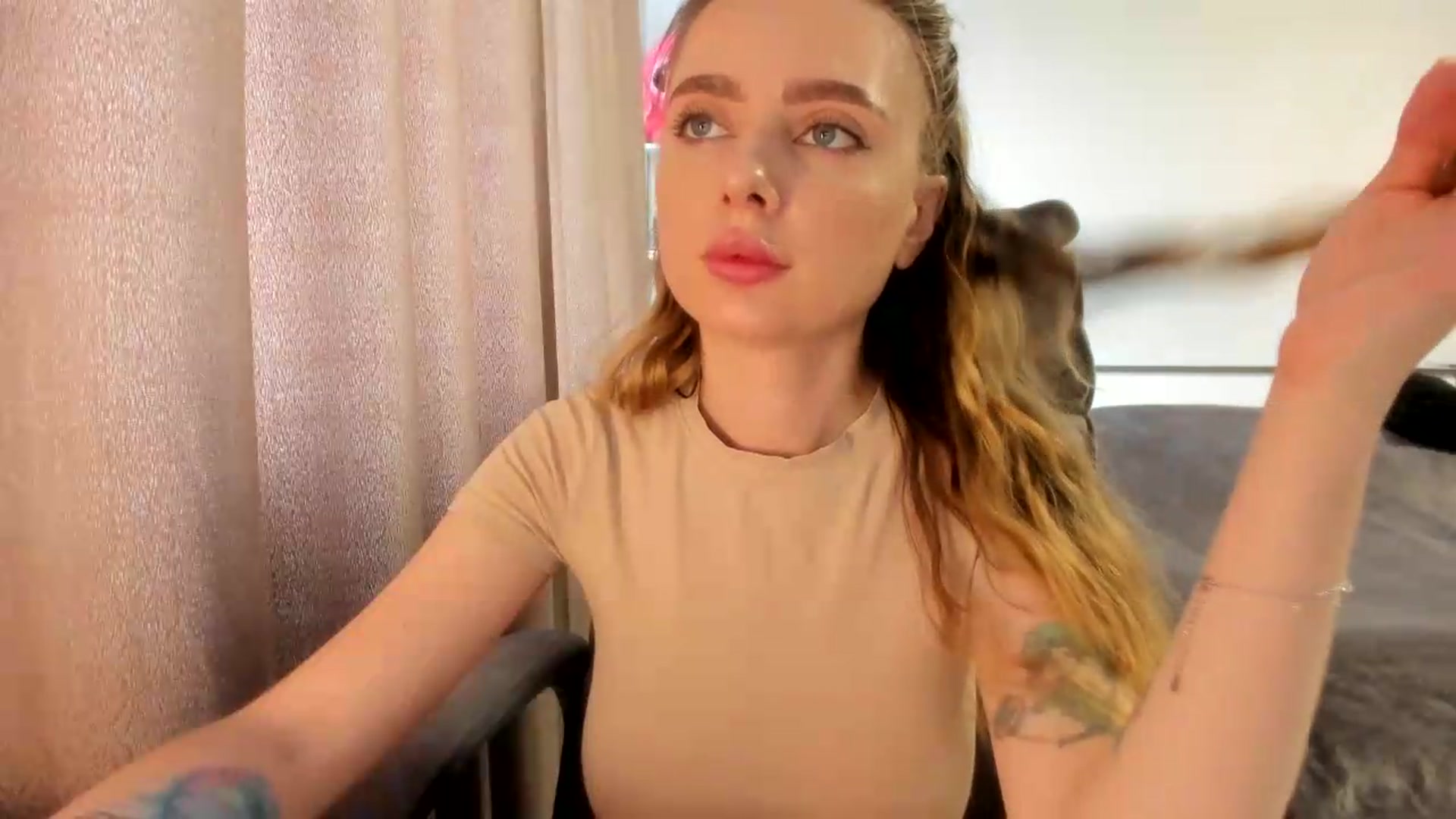 Gallery image thumbnail from Iam_Sasha's myfreecams stream on, 07/03/2026, 09:24 image 20 of 20