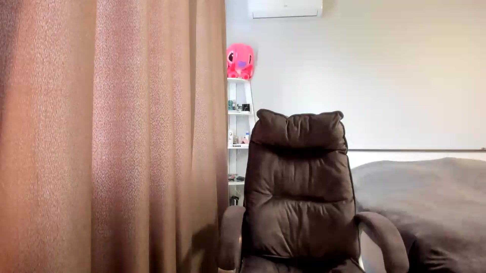 Gallery image thumbnail from Iam_Sasha's myfreecams stream on, 07/07/2026, 08:56 image 8 of 20