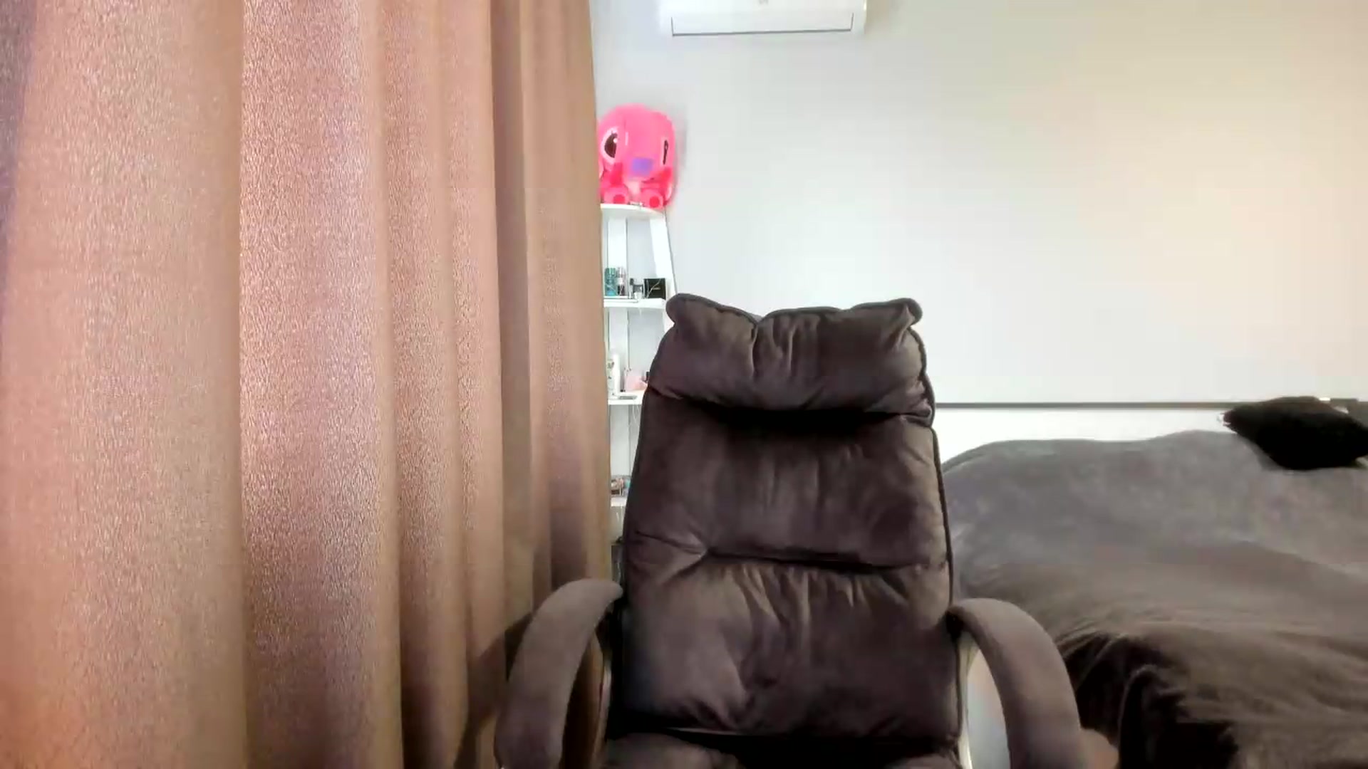 Gallery image thumbnail from Iam_Sasha's myfreecams stream on, 07/08/2026, 09:18 image 16 of 20