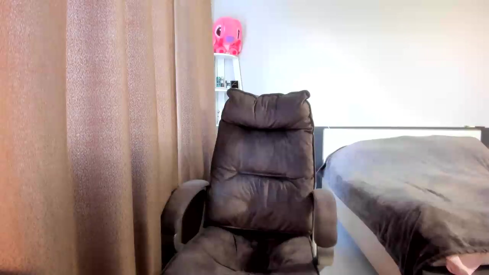 Gallery image thumbnail from Iam_Sasha's myfreecams stream on, 07/09/2026, 10:51 image 20 of 20
