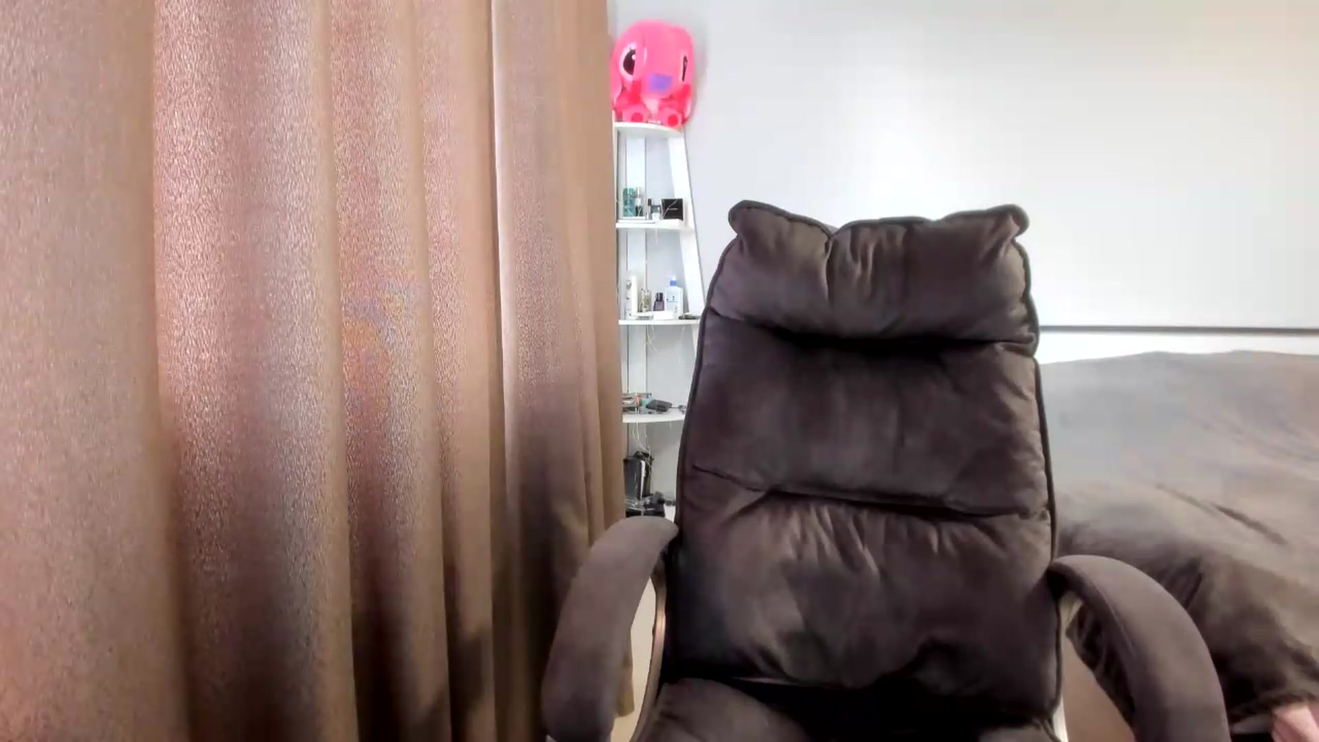Gallery image thumbnail from Iam_Sasha's myfreecams stream on, 07/09/2026, 12:21 image 3 of 20