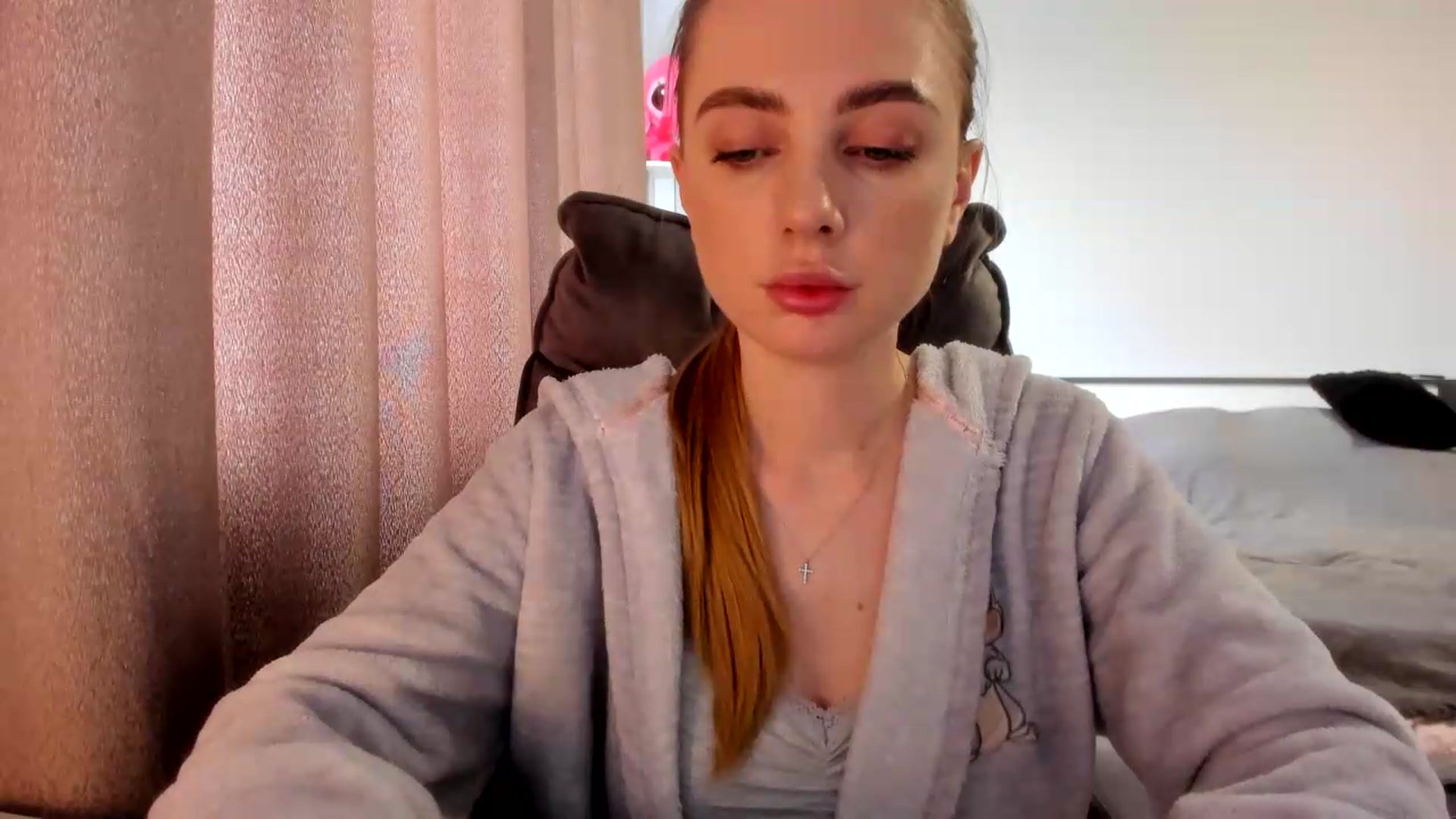 Gallery image thumbnail from Iam_Sasha's myfreecams stream on, 07/10/2026, 10:15 image 16 of 20