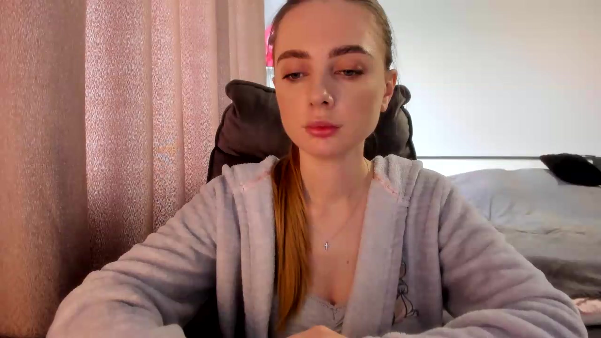 Gallery image thumbnail from Iam_Sasha's myfreecams stream on, 07/10/2026, 10:15 image 17 of 20