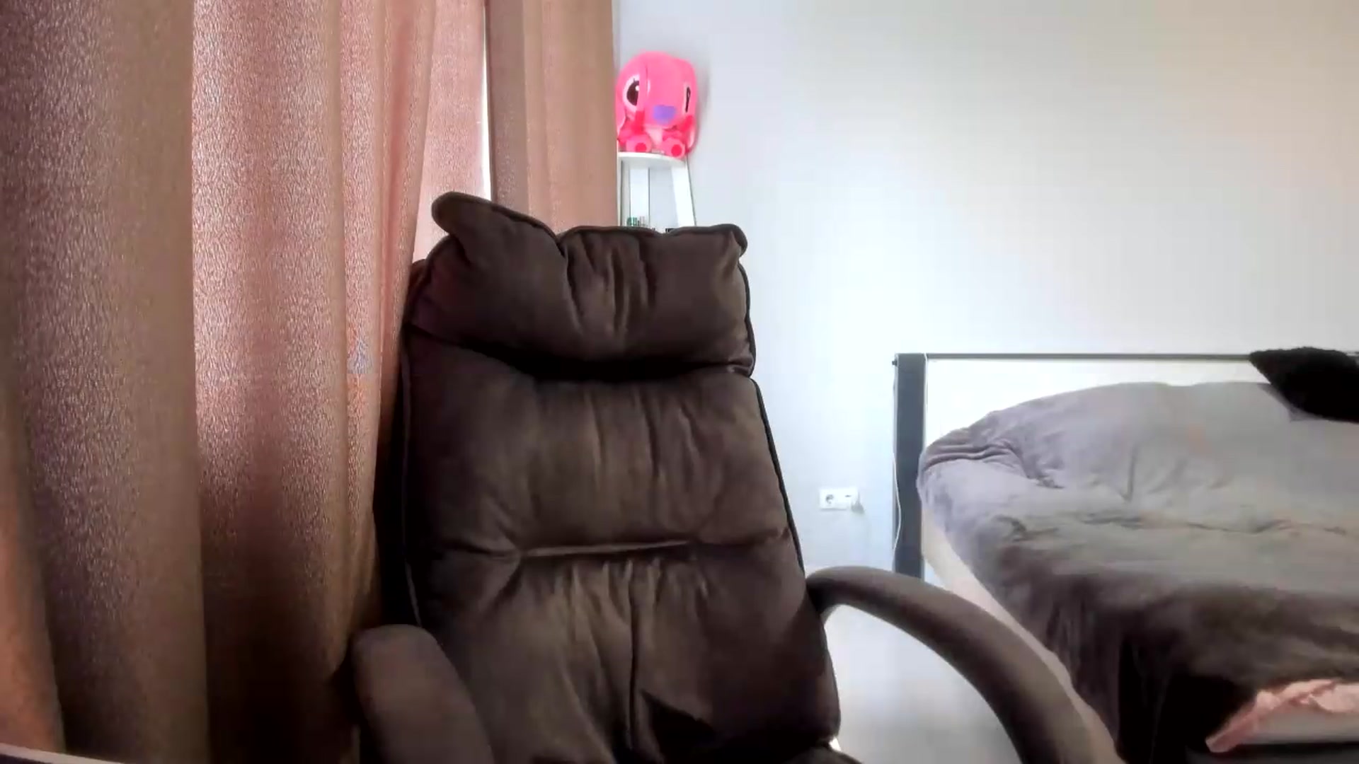 Gallery image thumbnail from Iam_Sasha's myfreecams stream on, 07/10/2026, 10:15 image 14 of 20