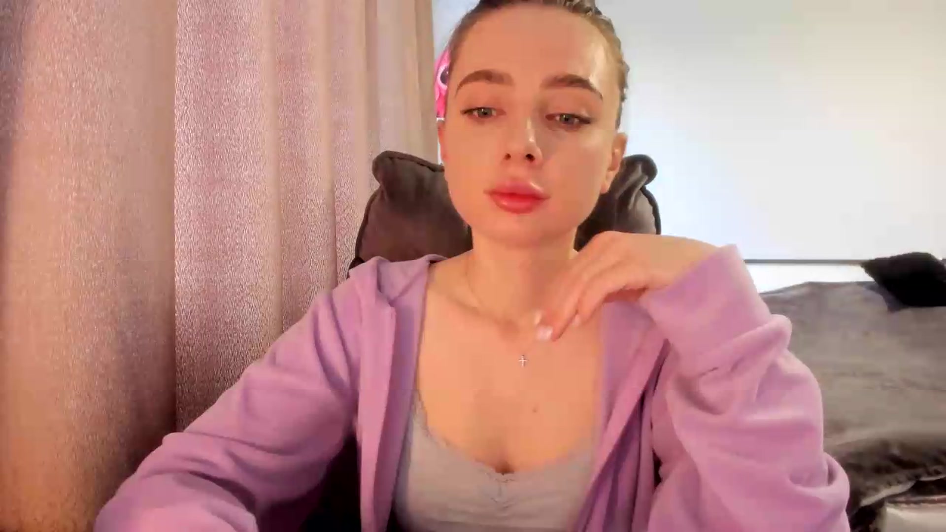 Gallery image thumbnail from Iam_Sasha's myfreecams stream on, 07/15/2026, 08:45 image 11 of 20