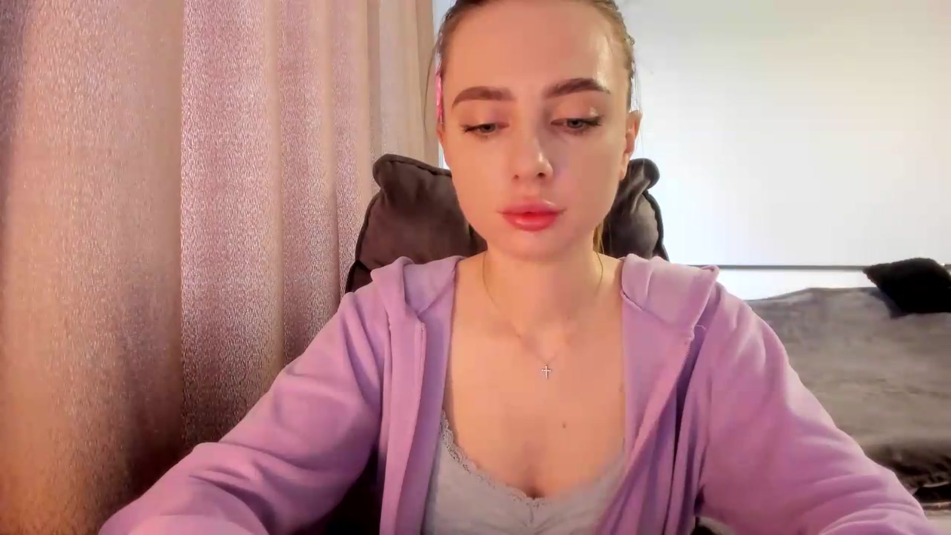 Gallery image thumbnail from Iam_Sasha's myfreecams stream on, 07/15/2026, 08:45 image 6 of 20