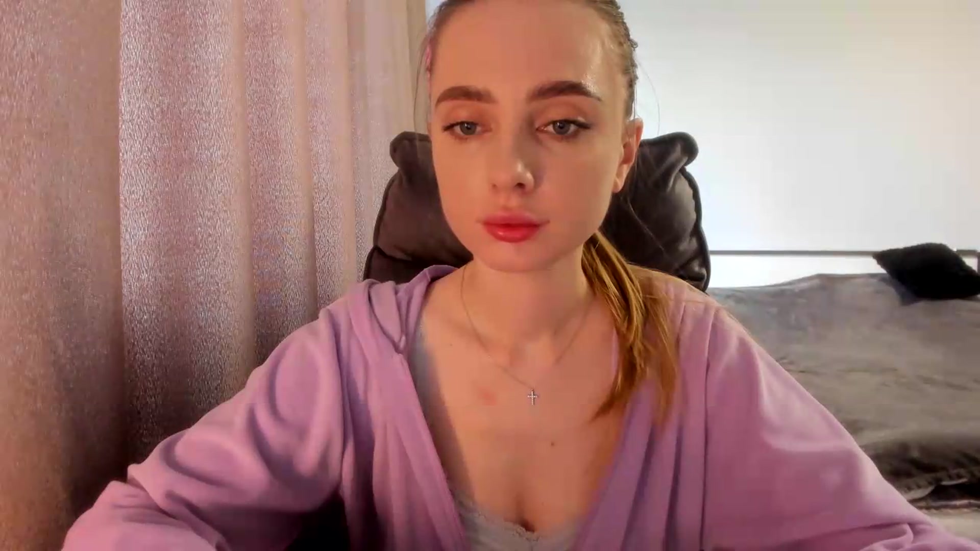 Gallery image thumbnail from Iam_Sasha's myfreecams stream on, 07/15/2026, 09:43 image 7 of 20