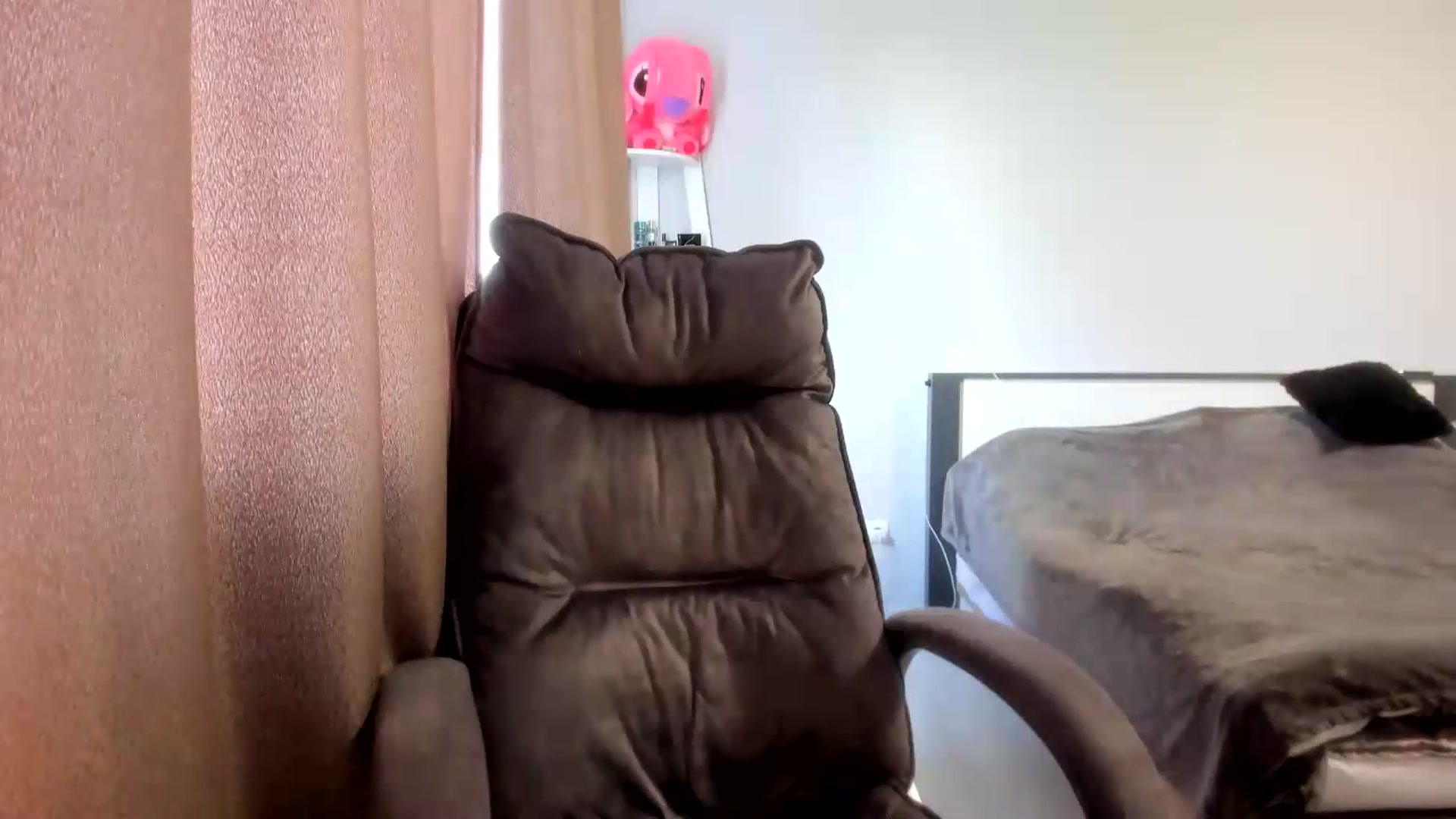 Gallery image thumbnail from Iam_Sasha's myfreecams stream on, 07/15/2026, 09:43 image 13 of 20