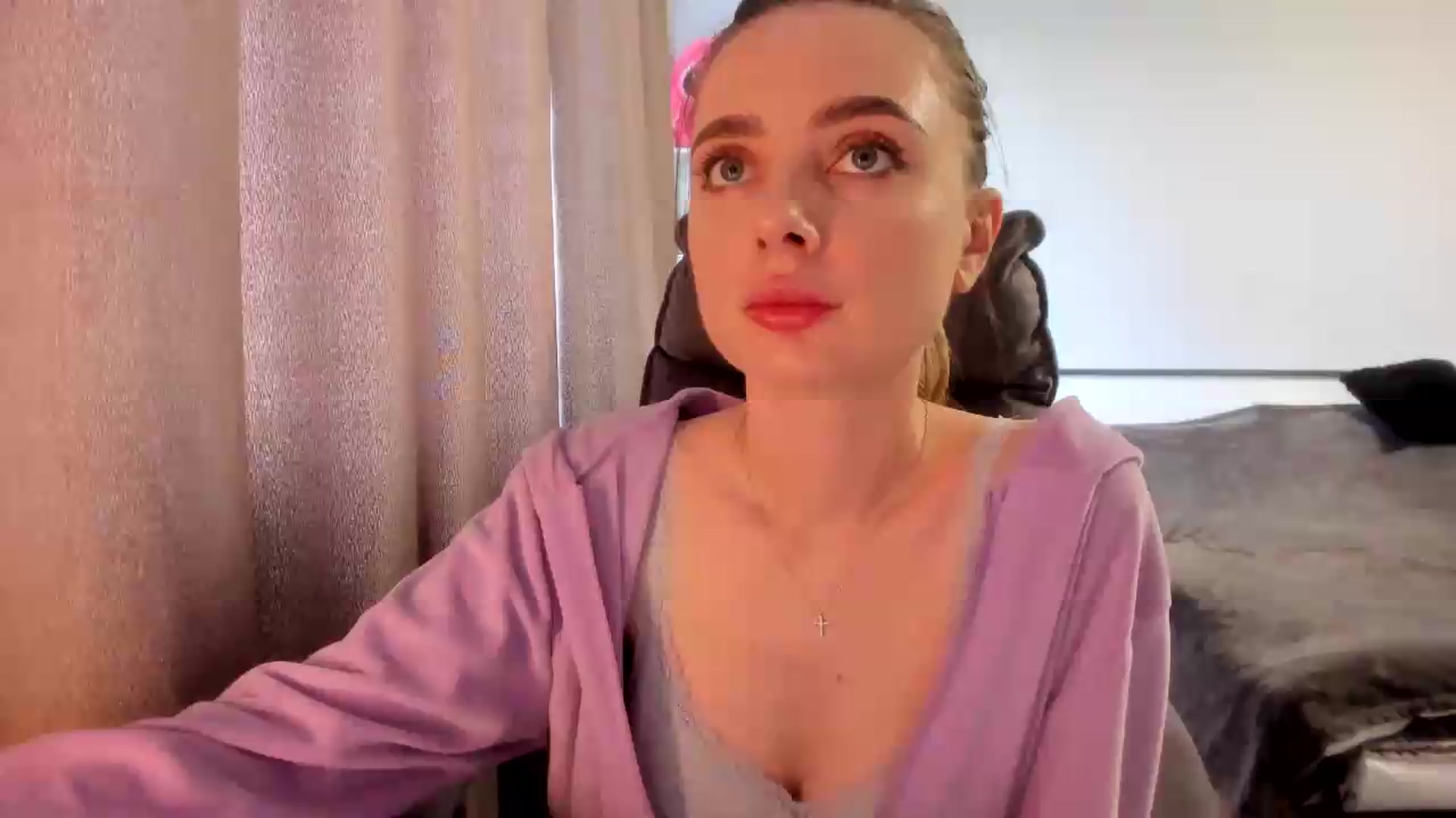 Gallery image thumbnail from Iam_Sasha's myfreecams stream on, 07/15/2026, 12:38 image 1 of 20