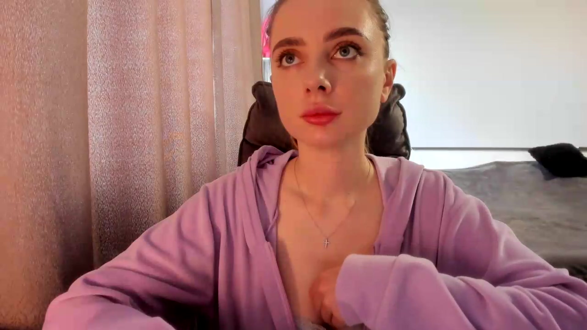 Gallery image thumbnail from Iam_Sasha's myfreecams stream on, 07/15/2026, 12:38 image 4 of 20