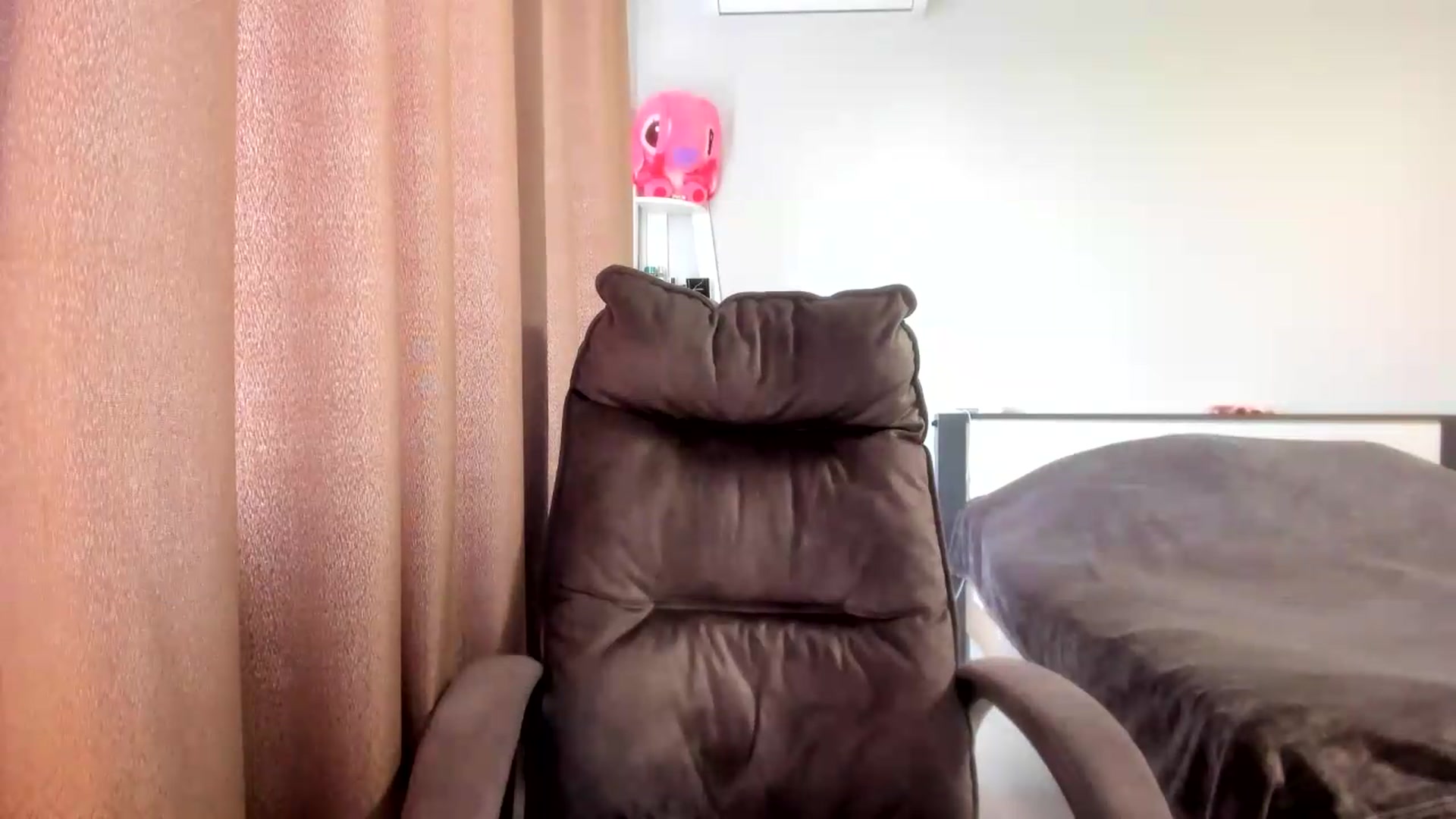 Gallery image thumbnail from Iam_Sasha's myfreecams stream on, 07/20/2026, 09:04 image 10 of 20