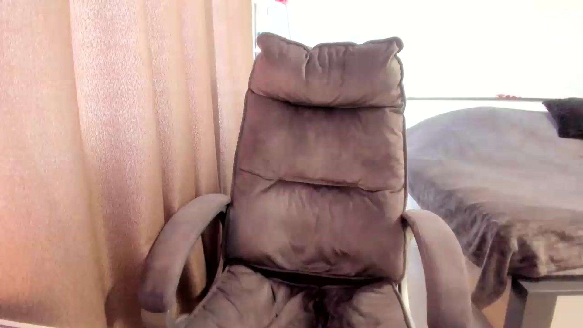 Gallery image thumbnail from Iam_Sasha's myfreecams stream on, 07/20/2026, 11:48 image 1 of 20