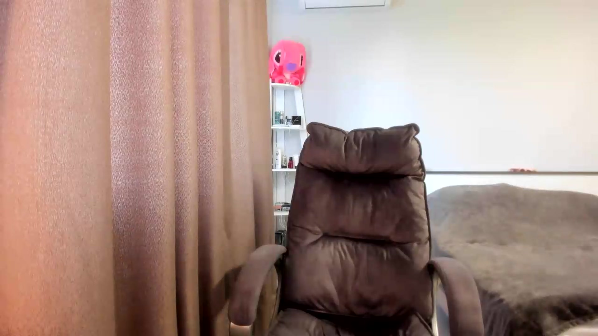 Gallery image thumbnail from Iam_Sasha's myfreecams stream on, 07/21/2026, 09:08 image 10 of 20