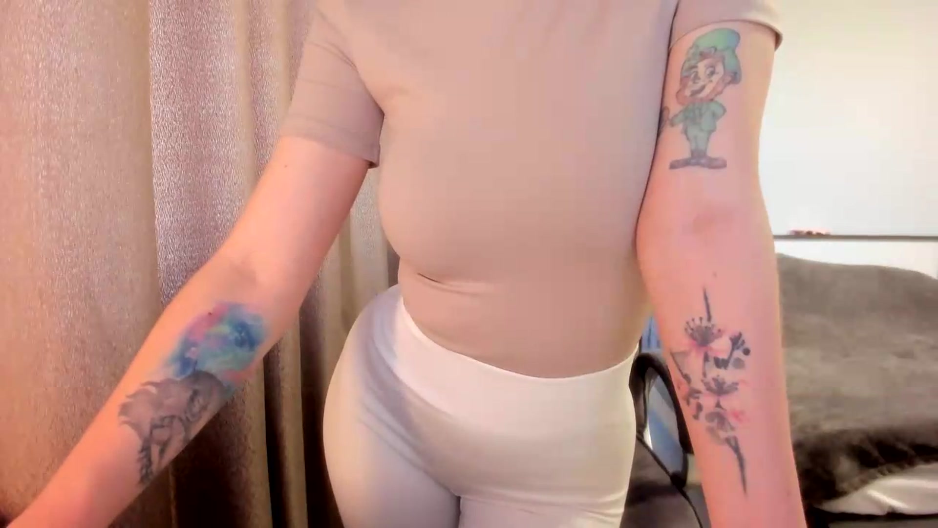 Gallery image thumbnail from Iam_Sasha's myfreecams stream on, 07/21/2026, 09:08 image 16 of 20