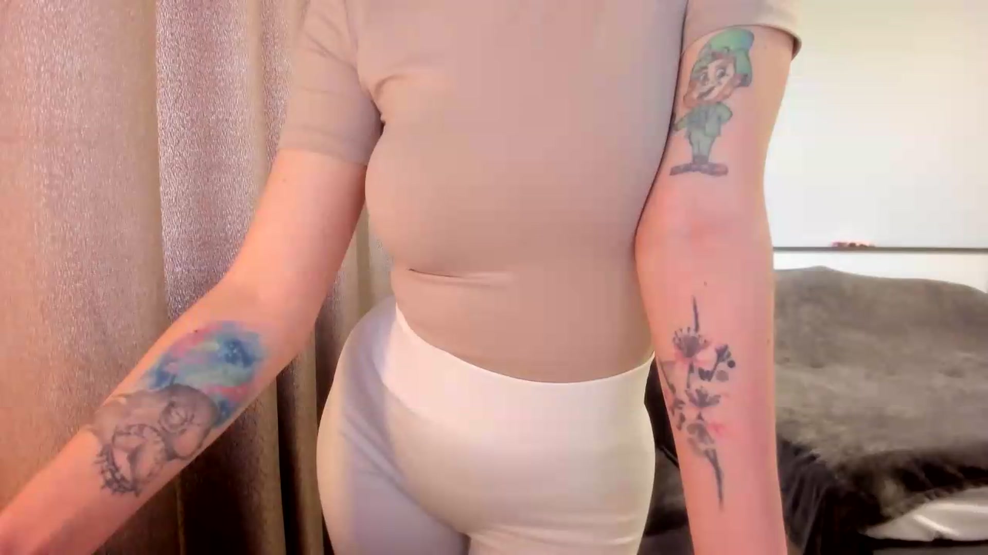Gallery image thumbnail from Iam_Sasha's myfreecams stream on, 07/21/2026, 09:08 image 18 of 20