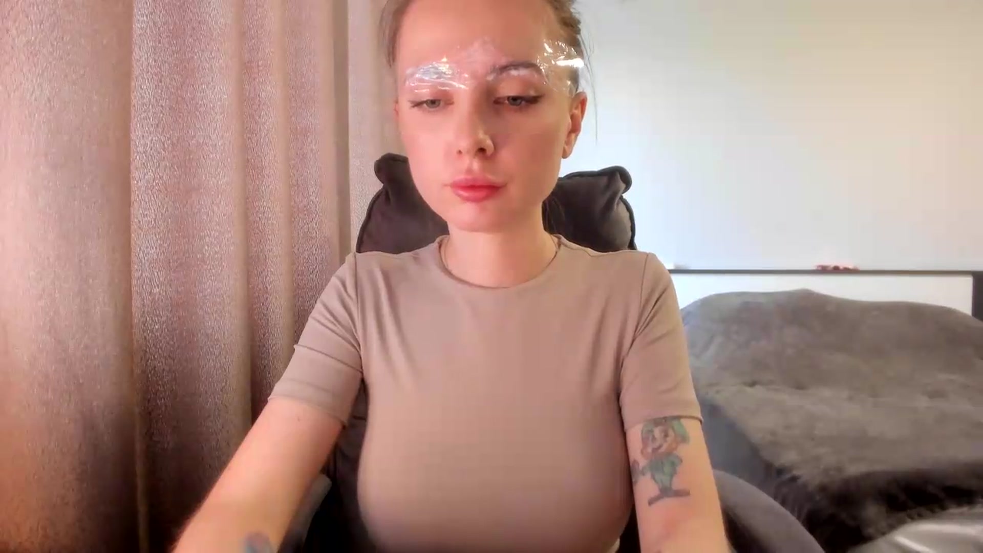 Gallery image thumbnail from Iam_Sasha's myfreecams stream on, 07/21/2026, 10:48 image 13 of 20