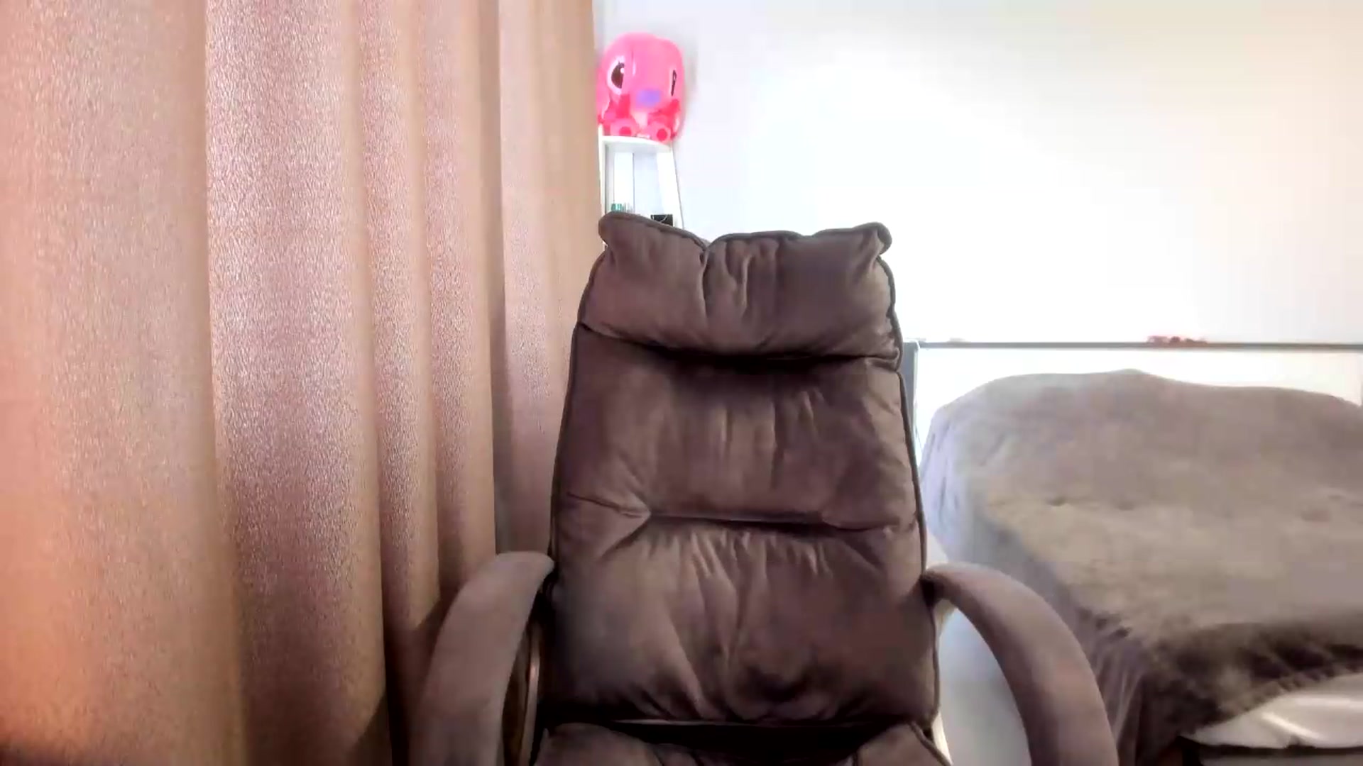 Gallery image thumbnail from Iam_Sasha's myfreecams stream on, 07/21/2026, 10:48 image 9 of 20