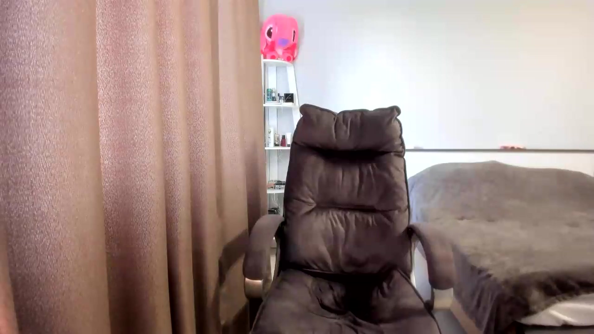 Gallery image thumbnail from Iam_Sasha's myfreecams stream on, 07/21/2026, 10:48 image 3 of 20