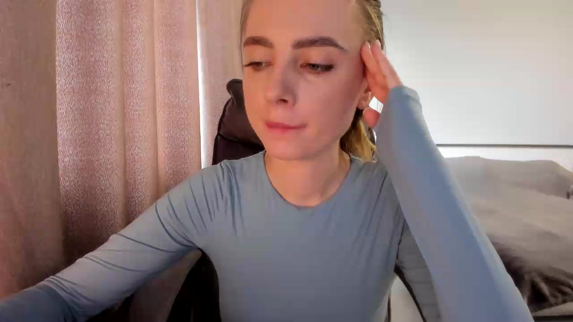 Gallery image thumbnail from Iam_Sasha's myfreecams stream on, 07/24/2026, 13:11 image 4 of 20