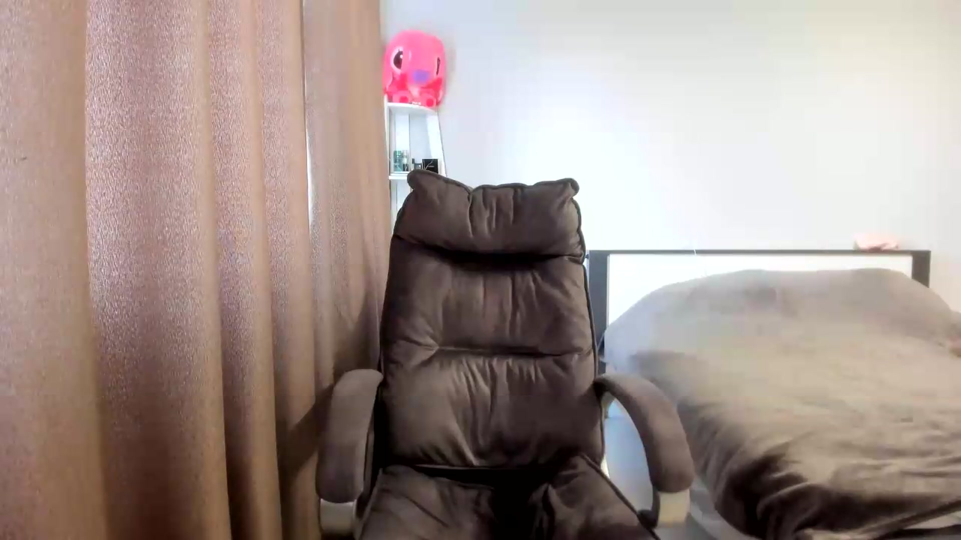 Gallery image thumbnail from Iam_Sasha's myfreecams stream on, 07/27/2026, 09:51 image 10 of 20
