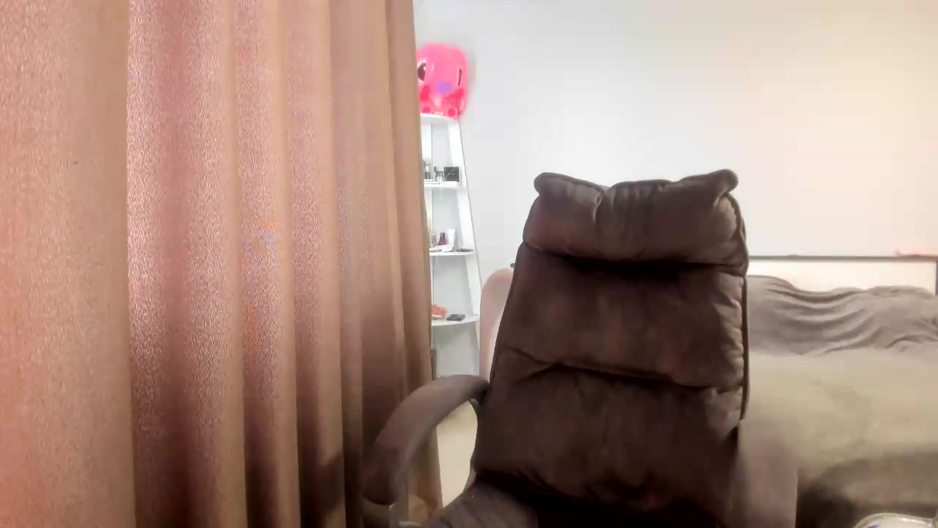 Gallery image thumbnail from Iam_Sasha's myfreecams stream on, 07/28/2026, 07:24 image 9 of 20
