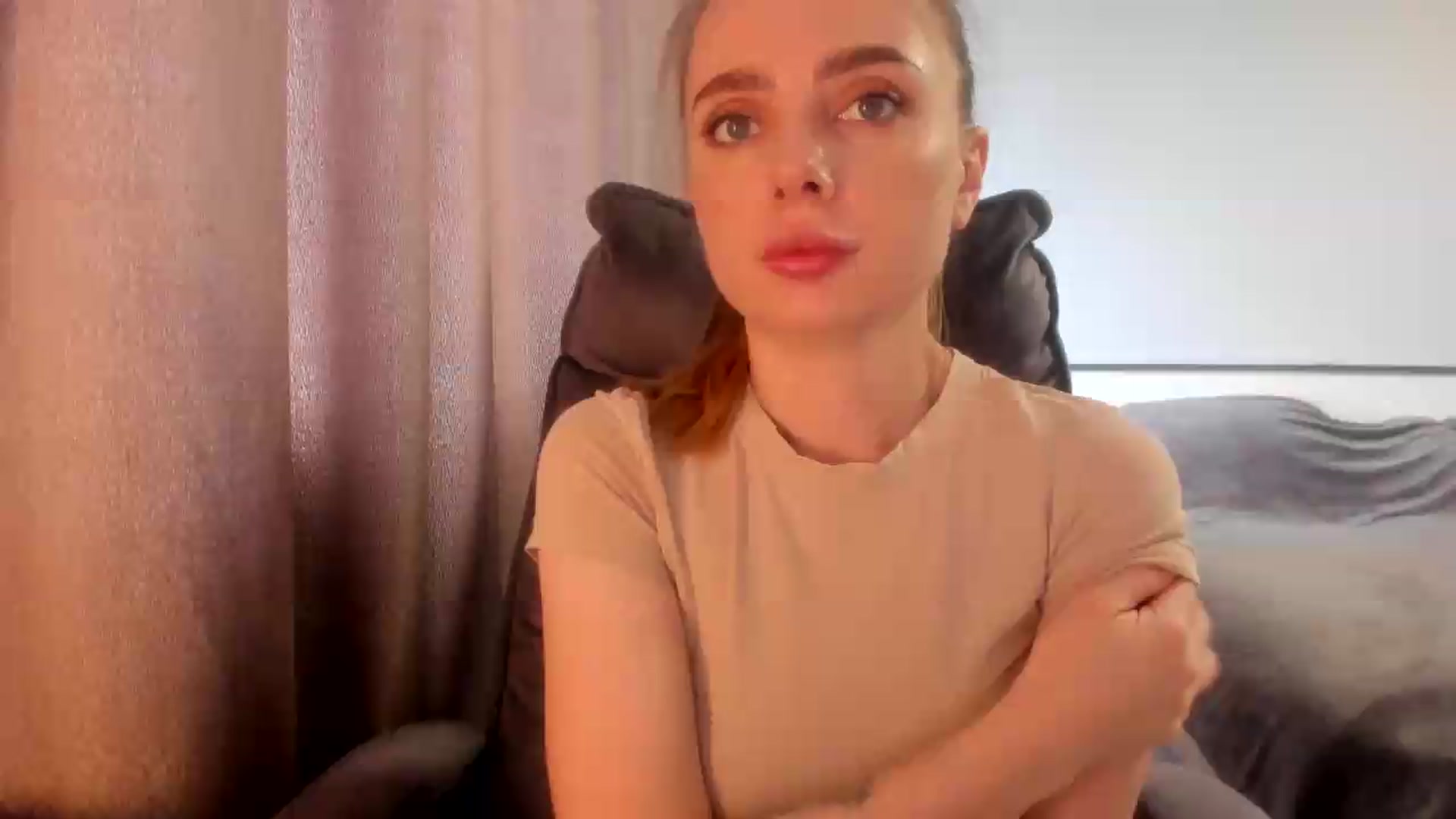 Gallery image thumbnail from Iam_Sasha's myfreecams stream on, 07/28/2026, 09:36 image 1 of 20