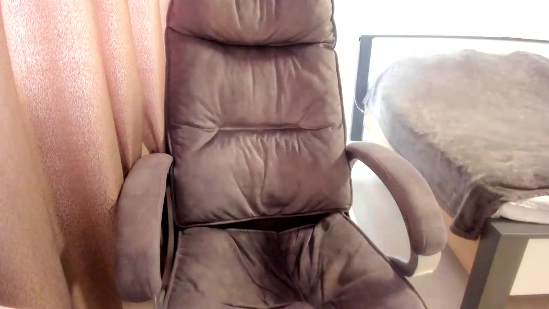 Gallery image thumbnail from Iam_Sasha's myfreecams stream on, 07/29/2026, 11:32 image 5 of 20