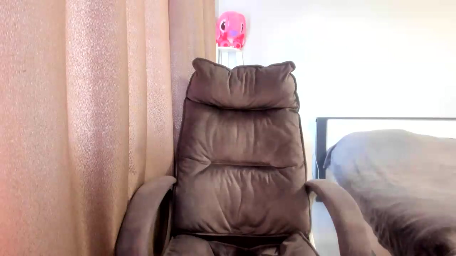 Gallery image thumbnail from Iam_Sasha's myfreecams stream on, 07/30/2026, 09:43 image 3 of 20
