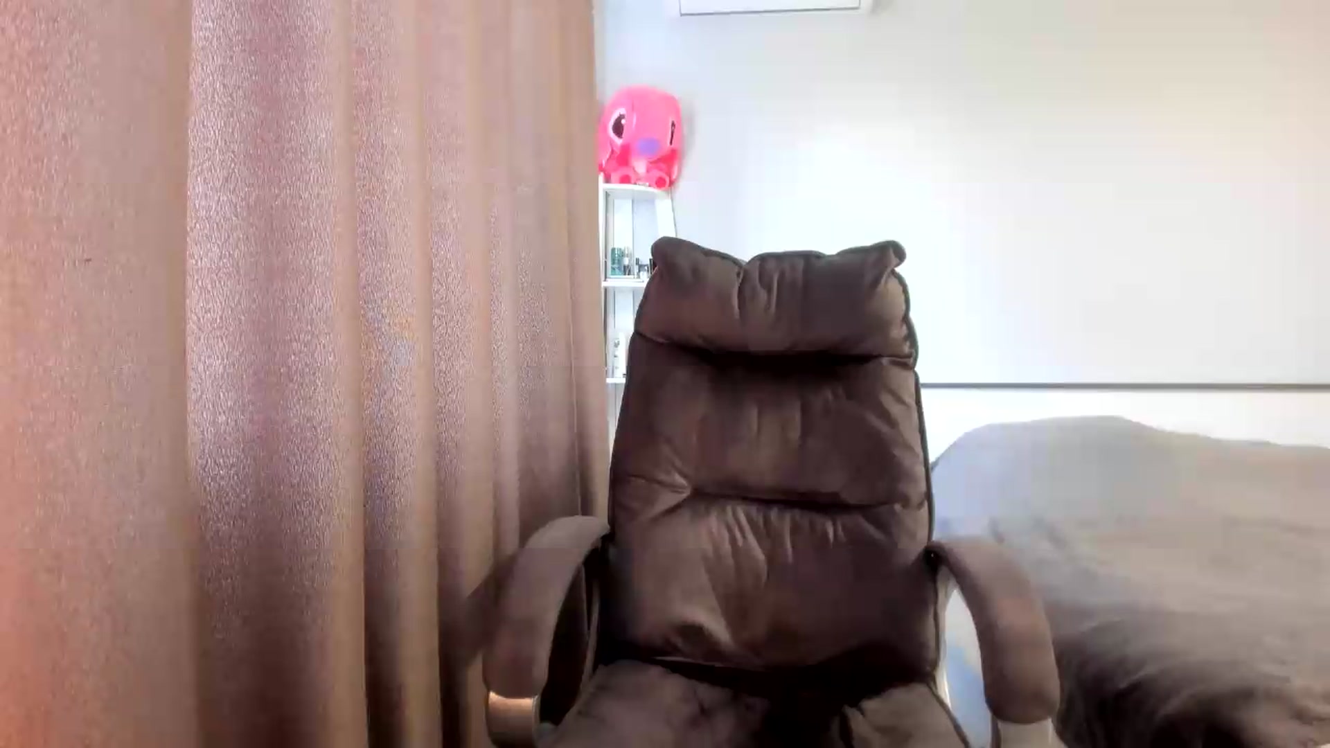 Gallery image thumbnail from Iam_Sasha's myfreecams stream on, 07/30/2026, 13:20 image 7 of 20