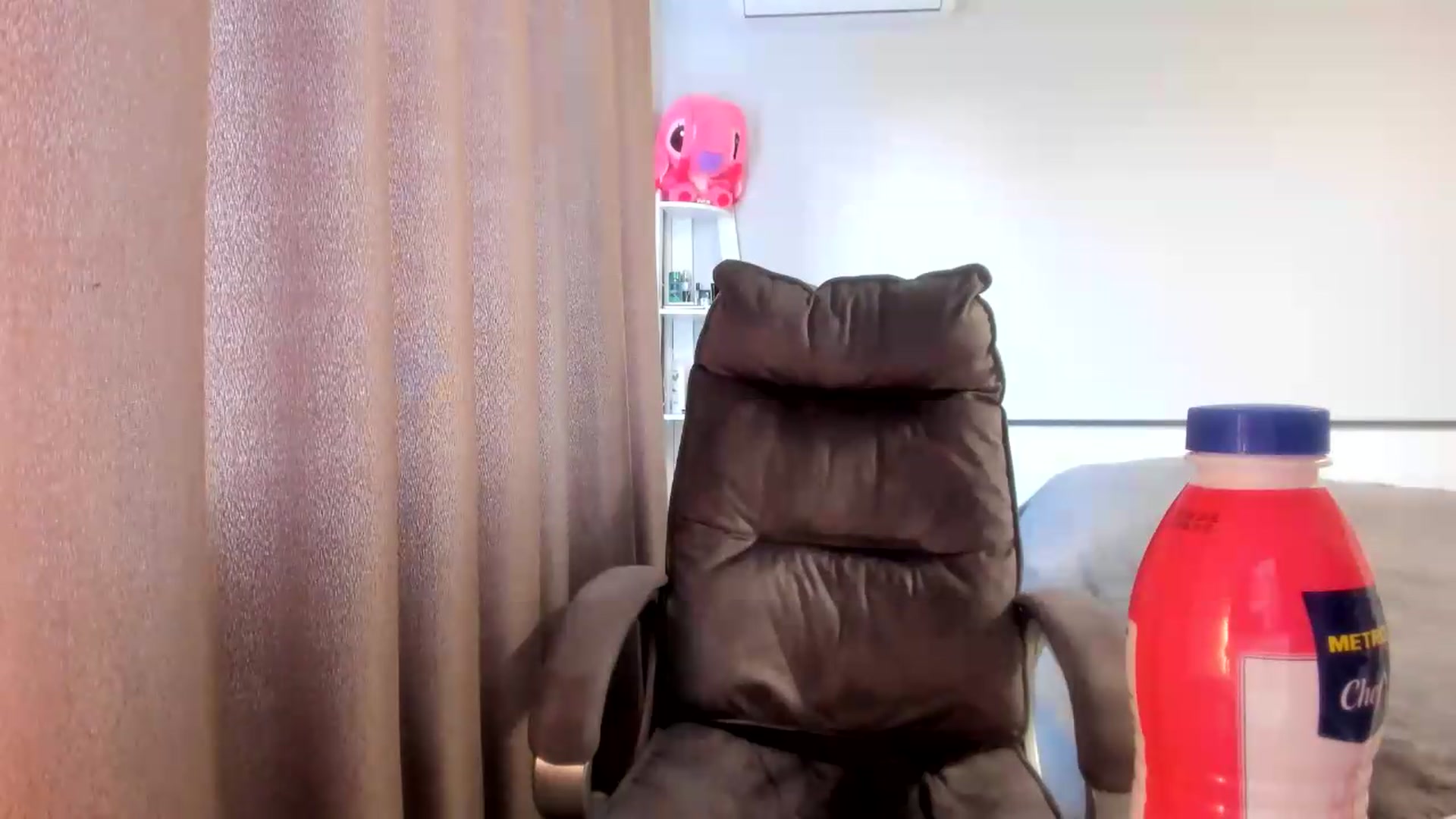 Gallery image thumbnail from Iam_Sasha's myfreecams stream on, 07/30/2026, 13:20 image 6 of 20