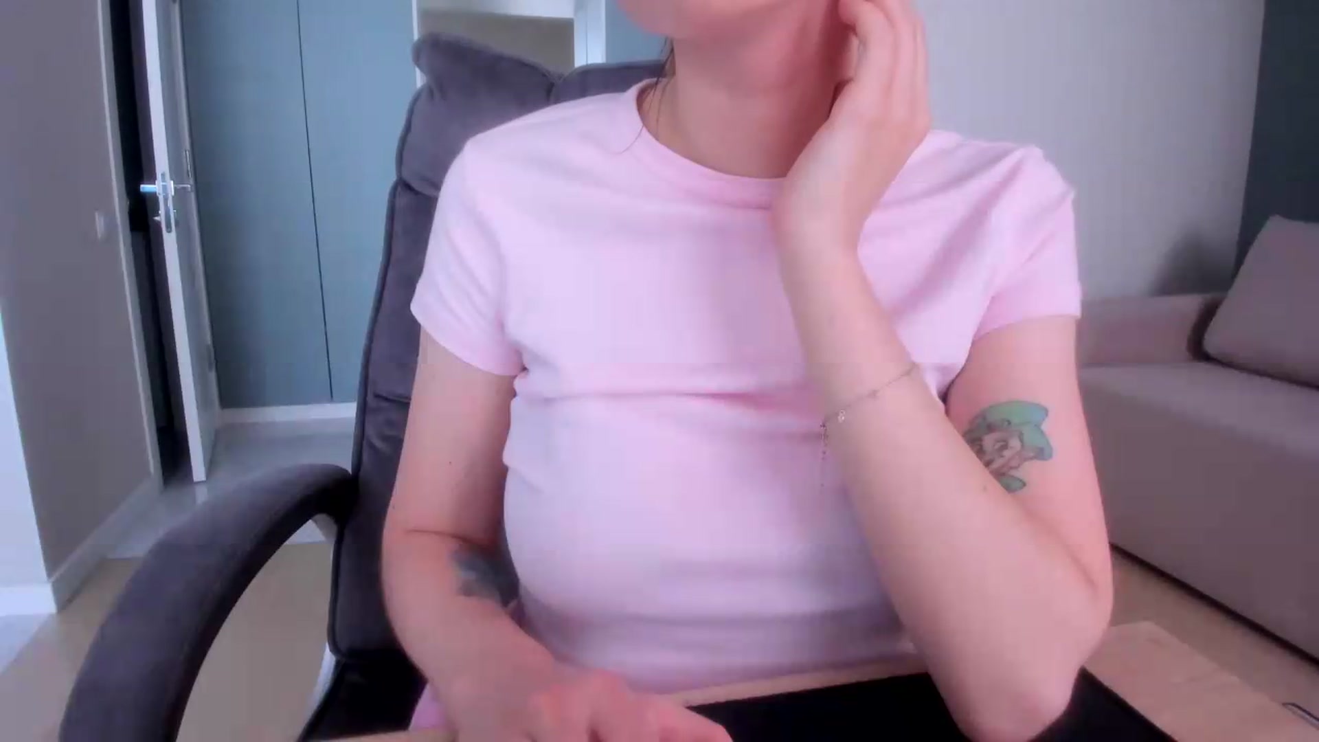 Gallery image thumbnail from Iam_Sasha's myfreecams stream on, 08/11/2026, 10:38 image 7 of 20