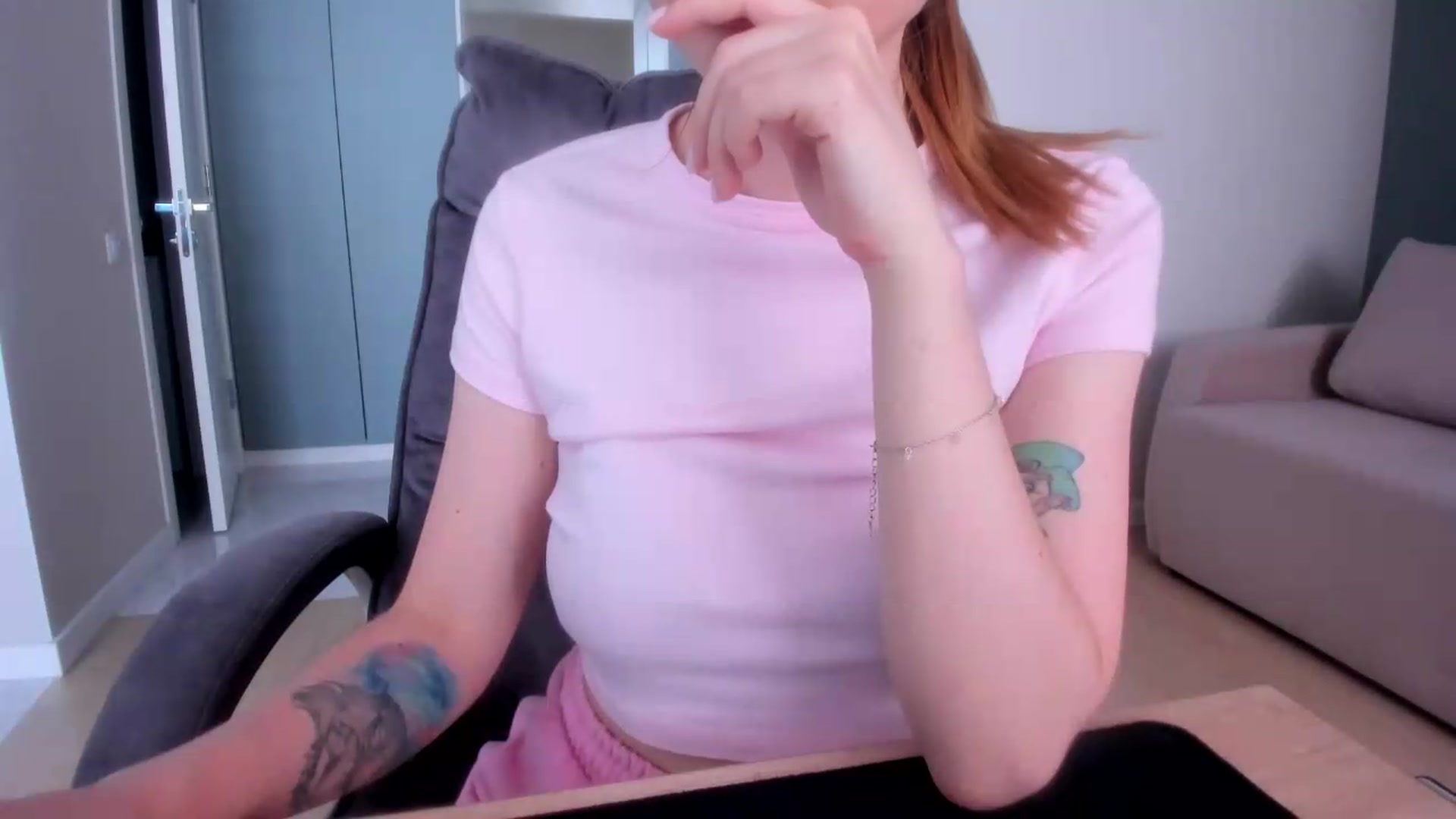 Gallery image thumbnail from Iam_Sasha's myfreecams stream on, 08/11/2026, 10:38 image 6 of 20