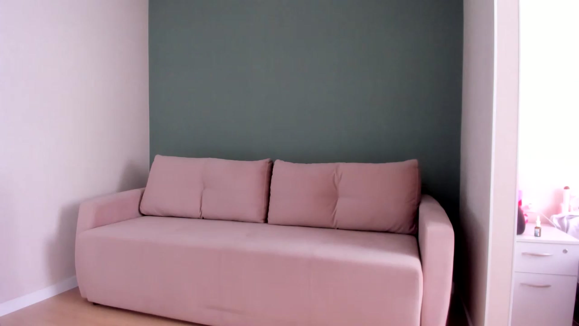 Gallery image thumbnail from Iam_Sasha's myfreecams stream on, 08/25/2026, 09:05 image 2 of 20