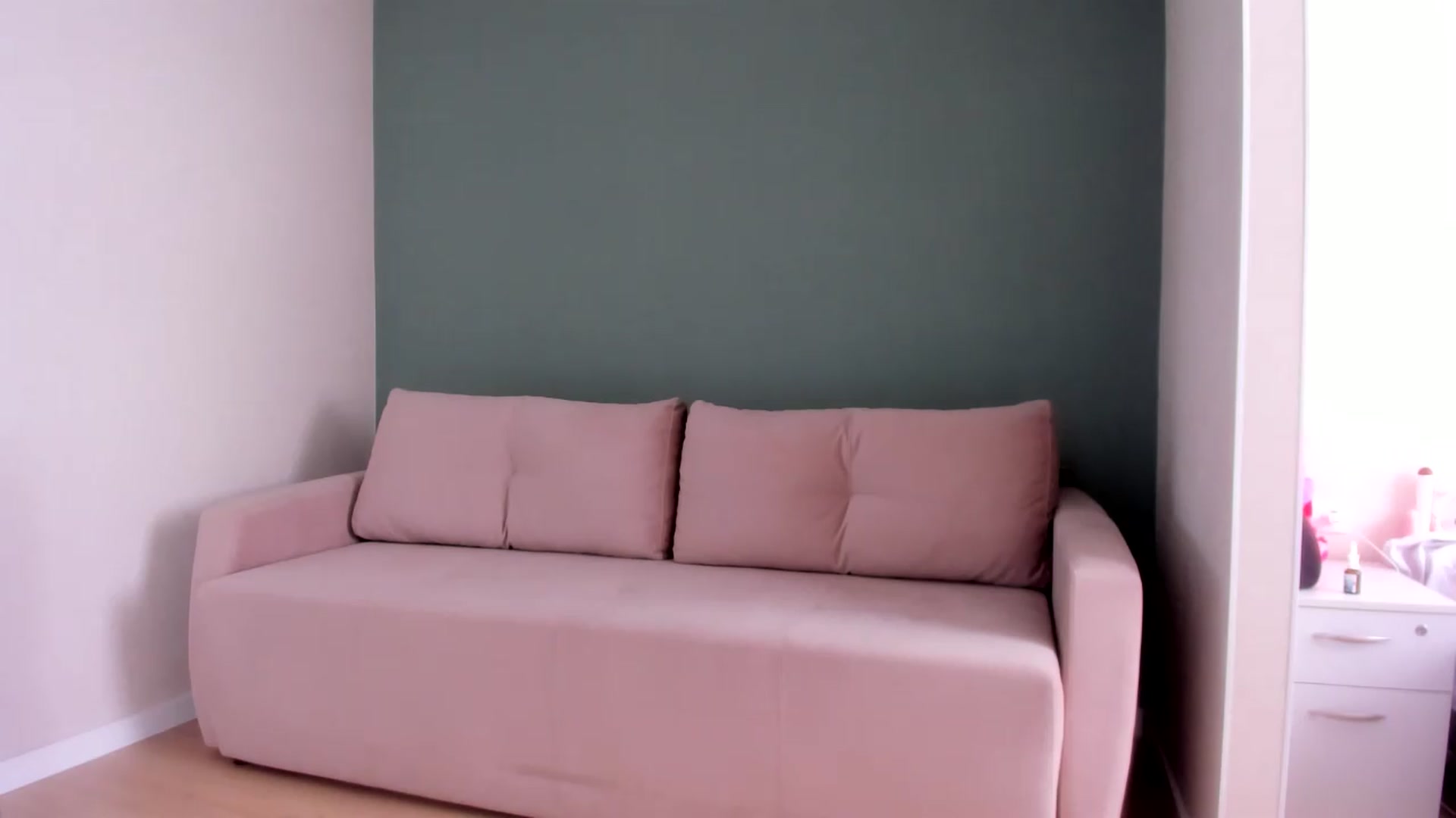 Gallery image thumbnail from Iam_Sasha's myfreecams stream on, 08/25/2026, 09:05 image 7 of 20