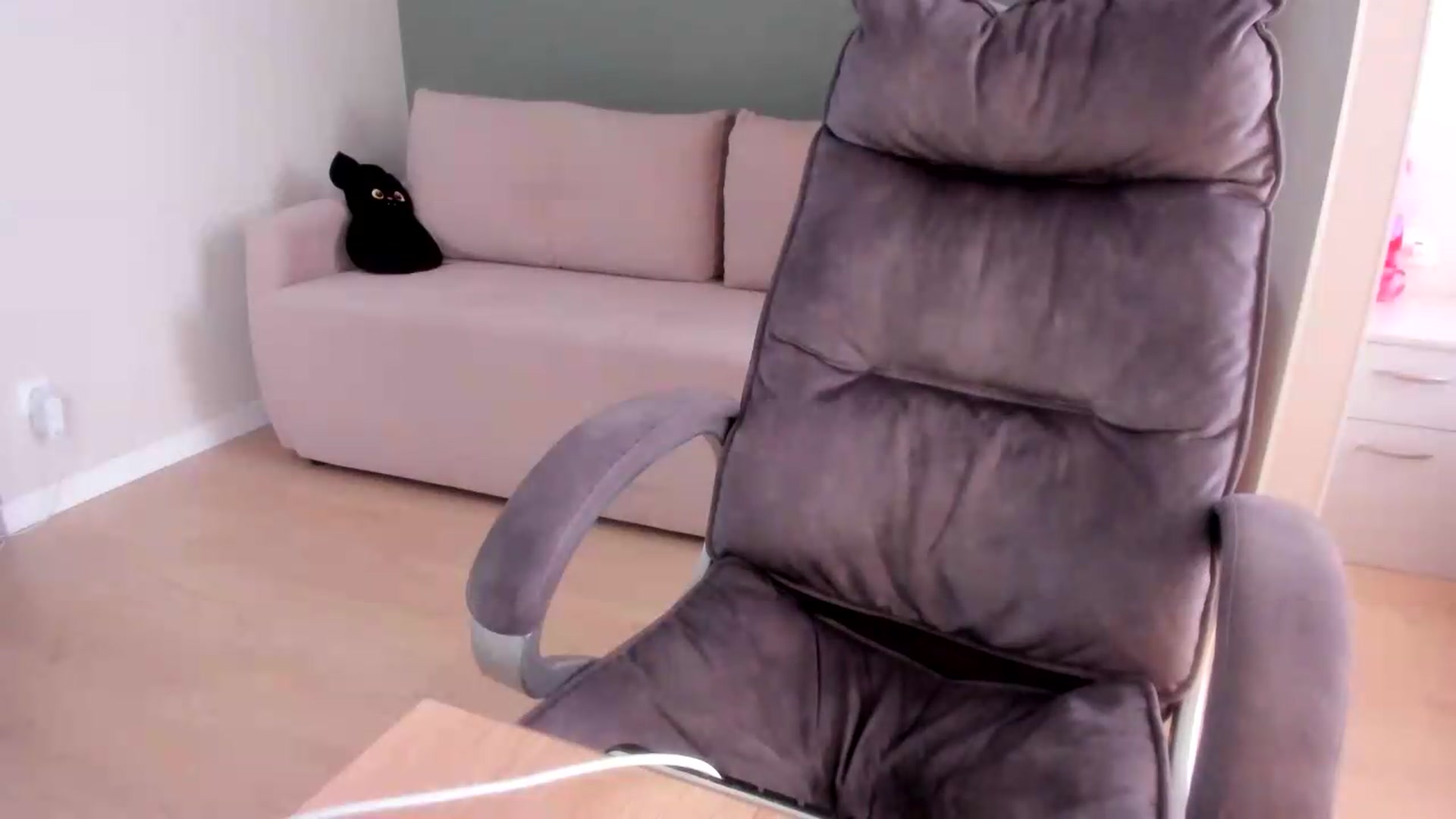 Gallery image thumbnail from Iam_Sasha's myfreecams stream on, 08/30/2026, 09:50 image 15 of 20