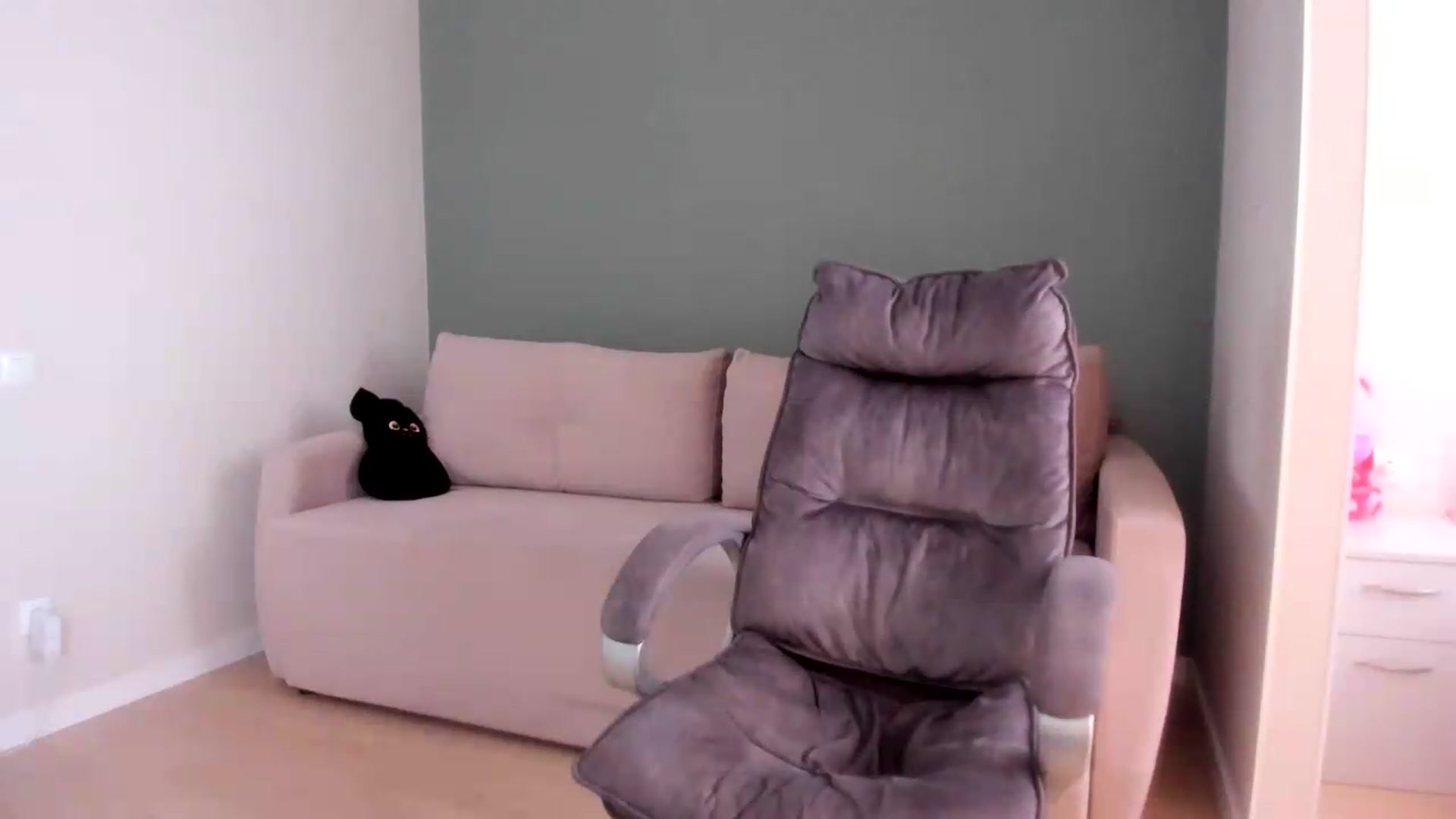 Gallery image thumbnail from Iam_Sasha's myfreecams stream on, 08/30/2026, 09:50 image 7 of 20
