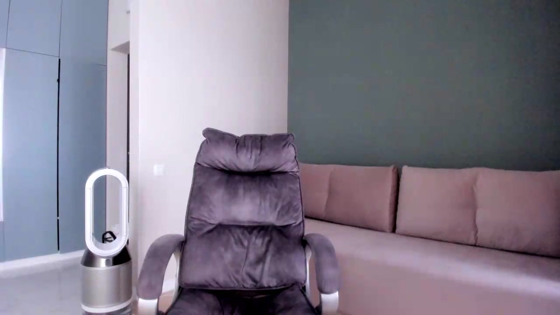 Gallery image thumbnail from Iam_Sasha's myfreecams stream on, 09/13/2026, 11:30 image 2 of 20