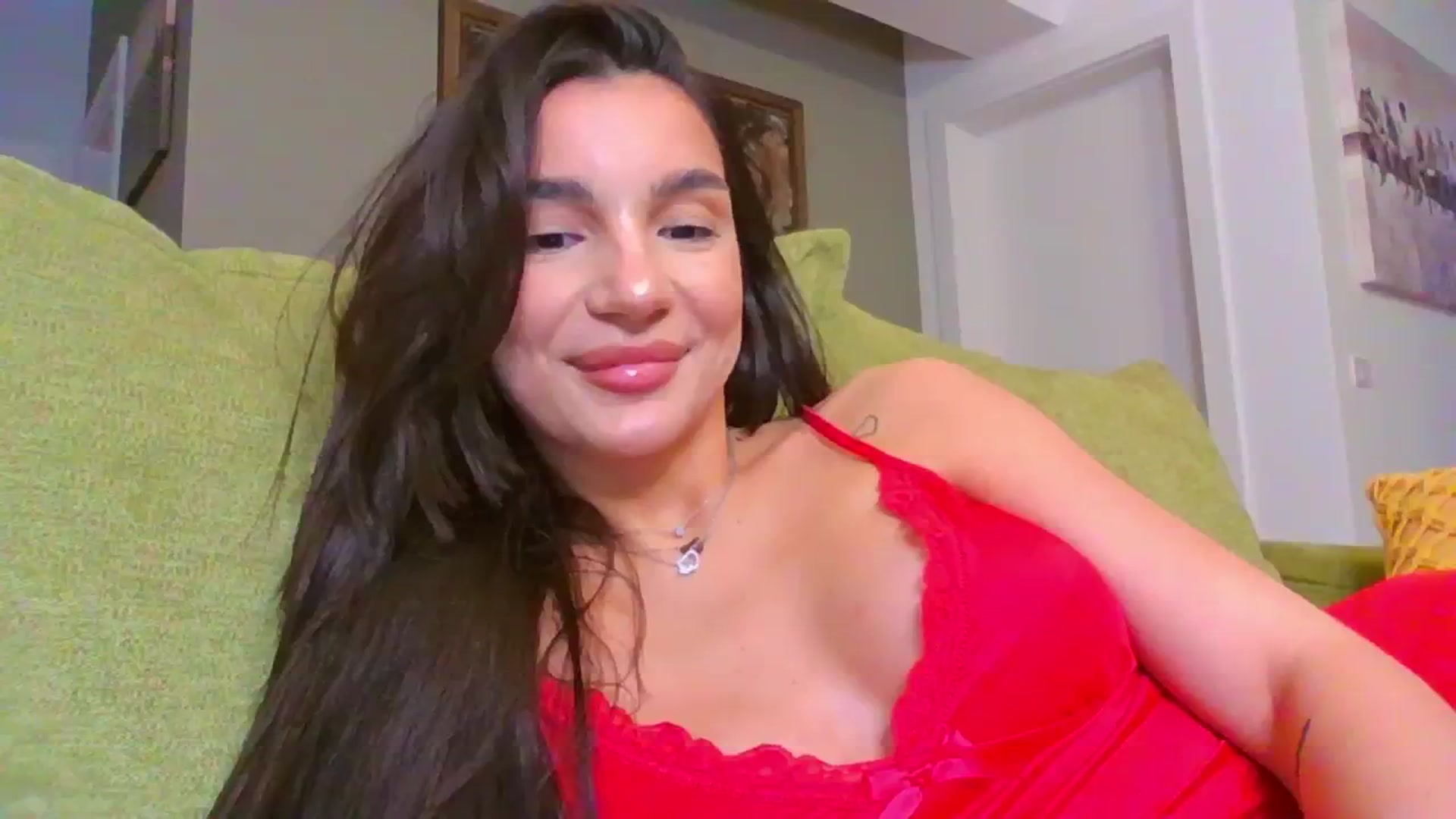 Gallery image thumbnail from Iamonline's myfreecams stream on, 03/06/2024, 16:33 image 7 of 20
