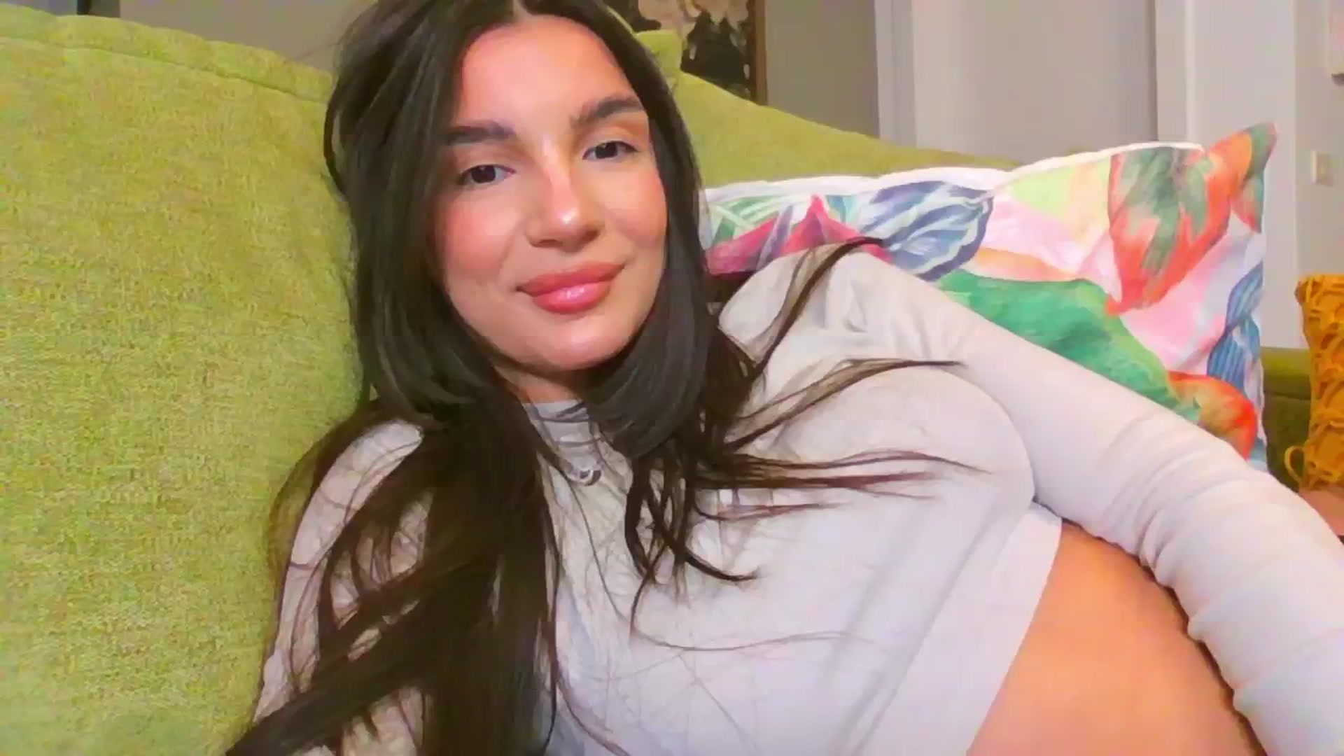 Gallery image thumbnail from Iamonline's myfreecams stream on, 03/06/2024, 17:47 image 5 of 20