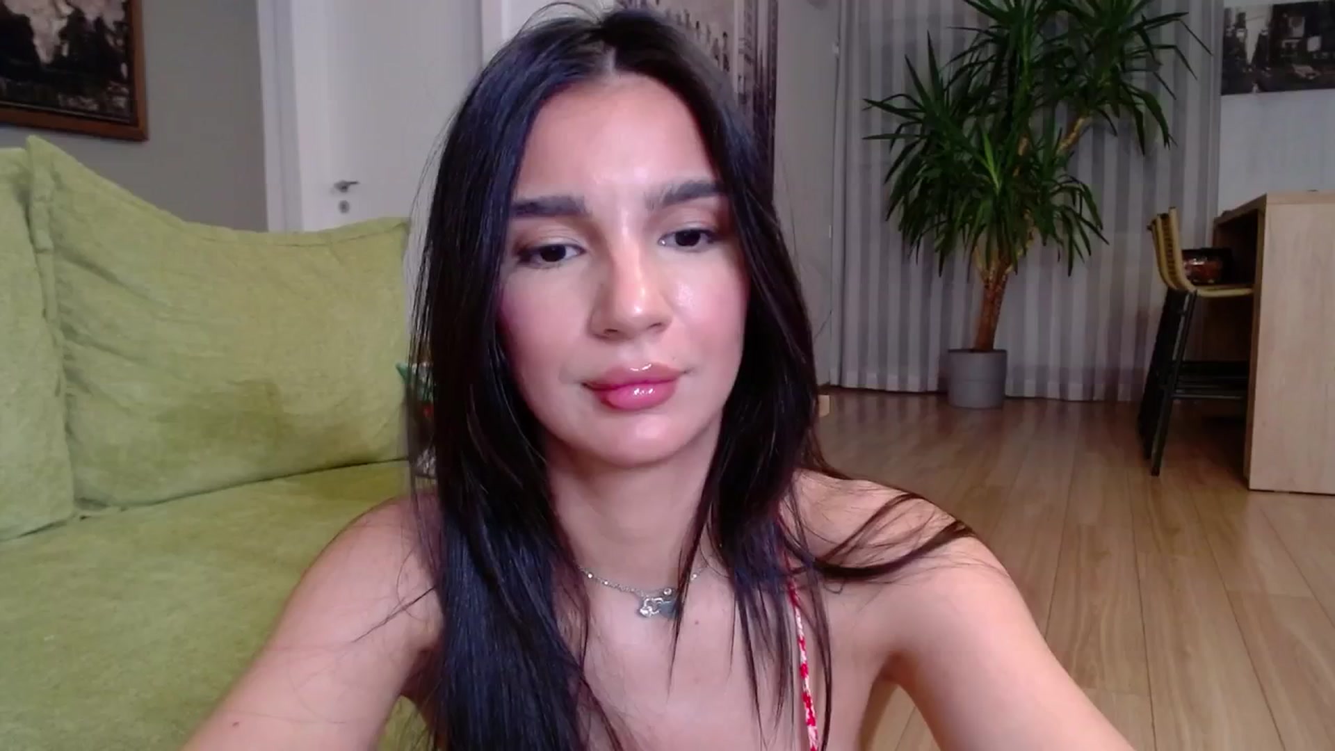 Gallery image thumbnail from Iamonline's myfreecams stream on, 03/20/2024, 17:56 image 4 of 20