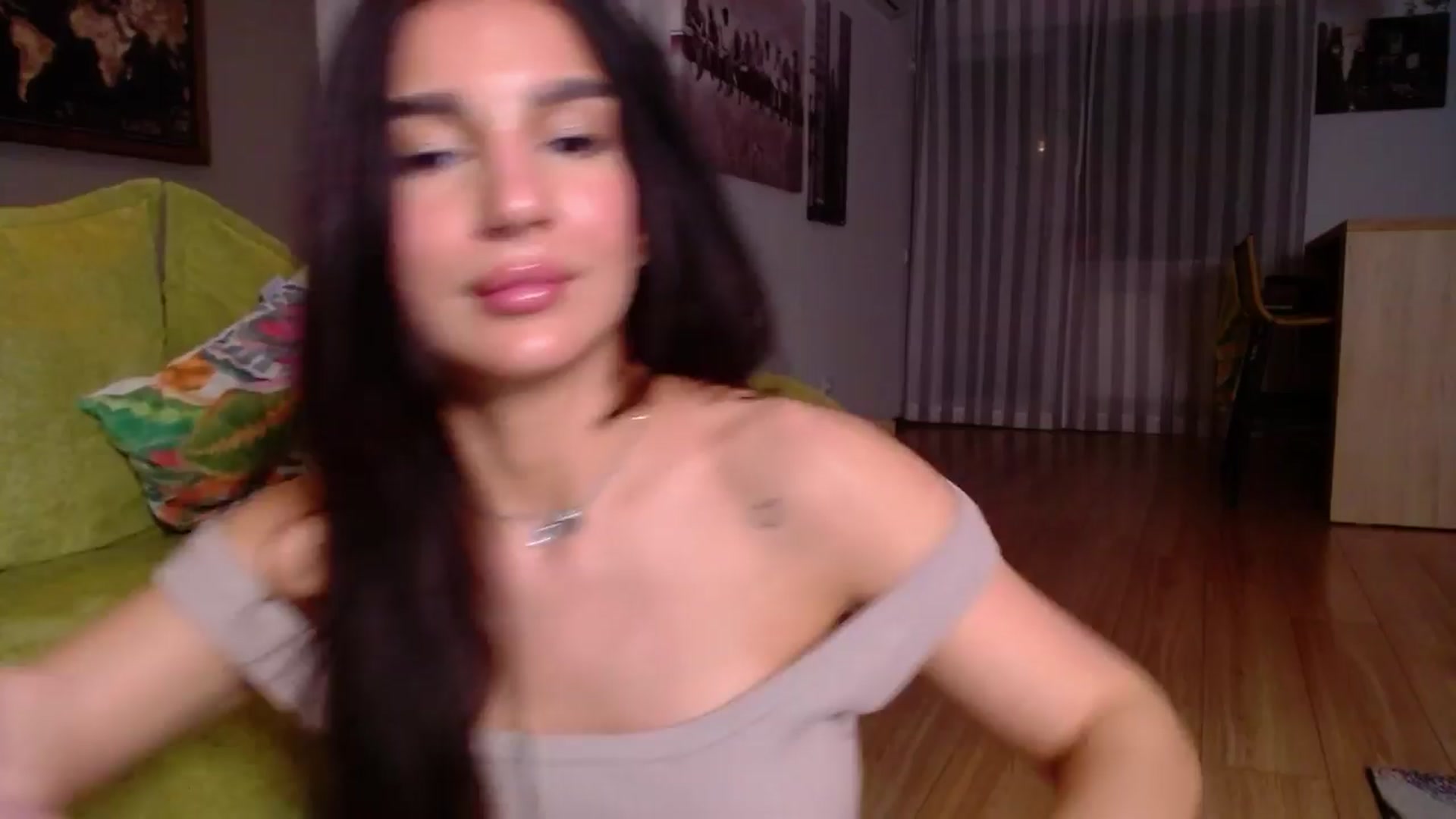 Gallery image thumbnail from Iamonline's myfreecams stream on, 03/25/2024, 18:15 image 20 of 20