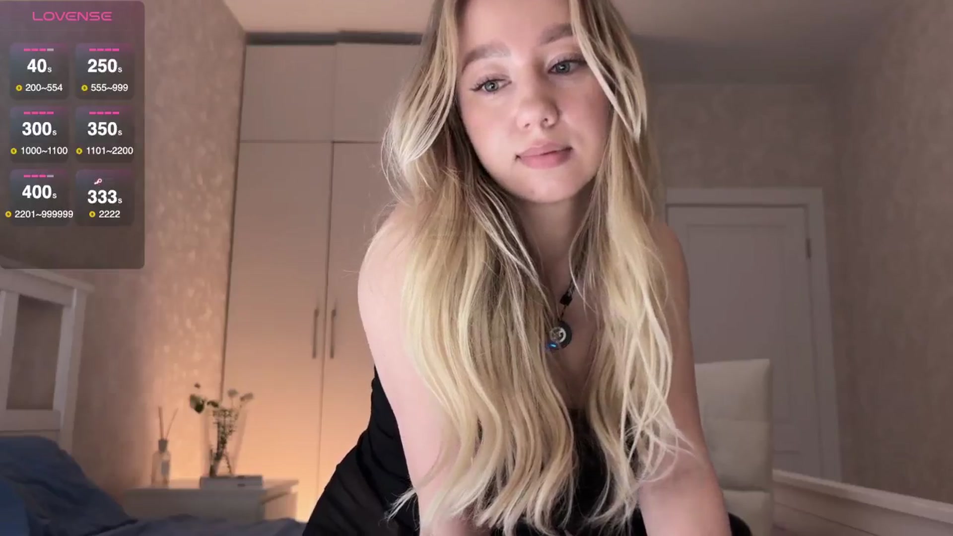 Gallery image thumbnail from IcePrincess_'s myfreecams stream on, 11/01/2025, 19:10 image 17 of 20